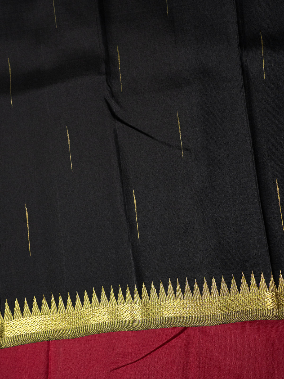 Red 8 kol temple border/ Kanjipuram Silk Saree CLSA476