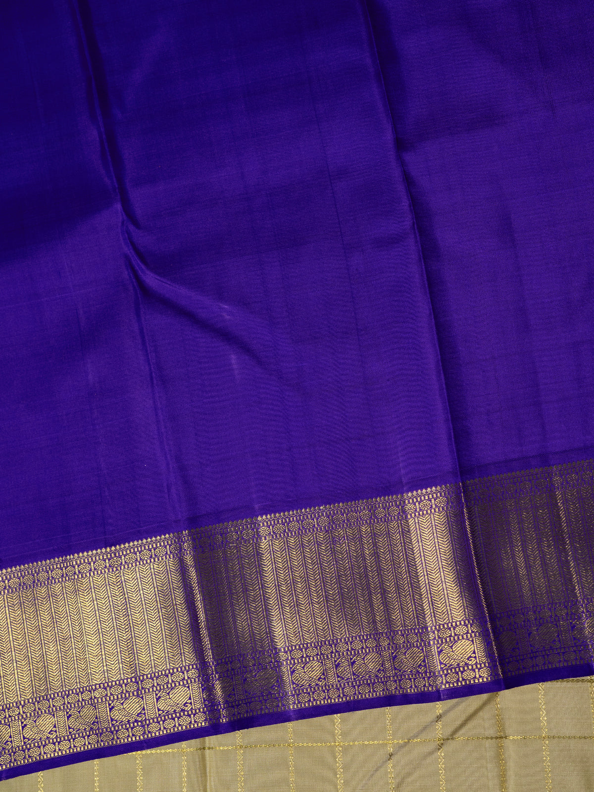 Offwhite shot golden zari kattam and ink blue kai korvai / Kanjipuram Silk Saree CLSA690