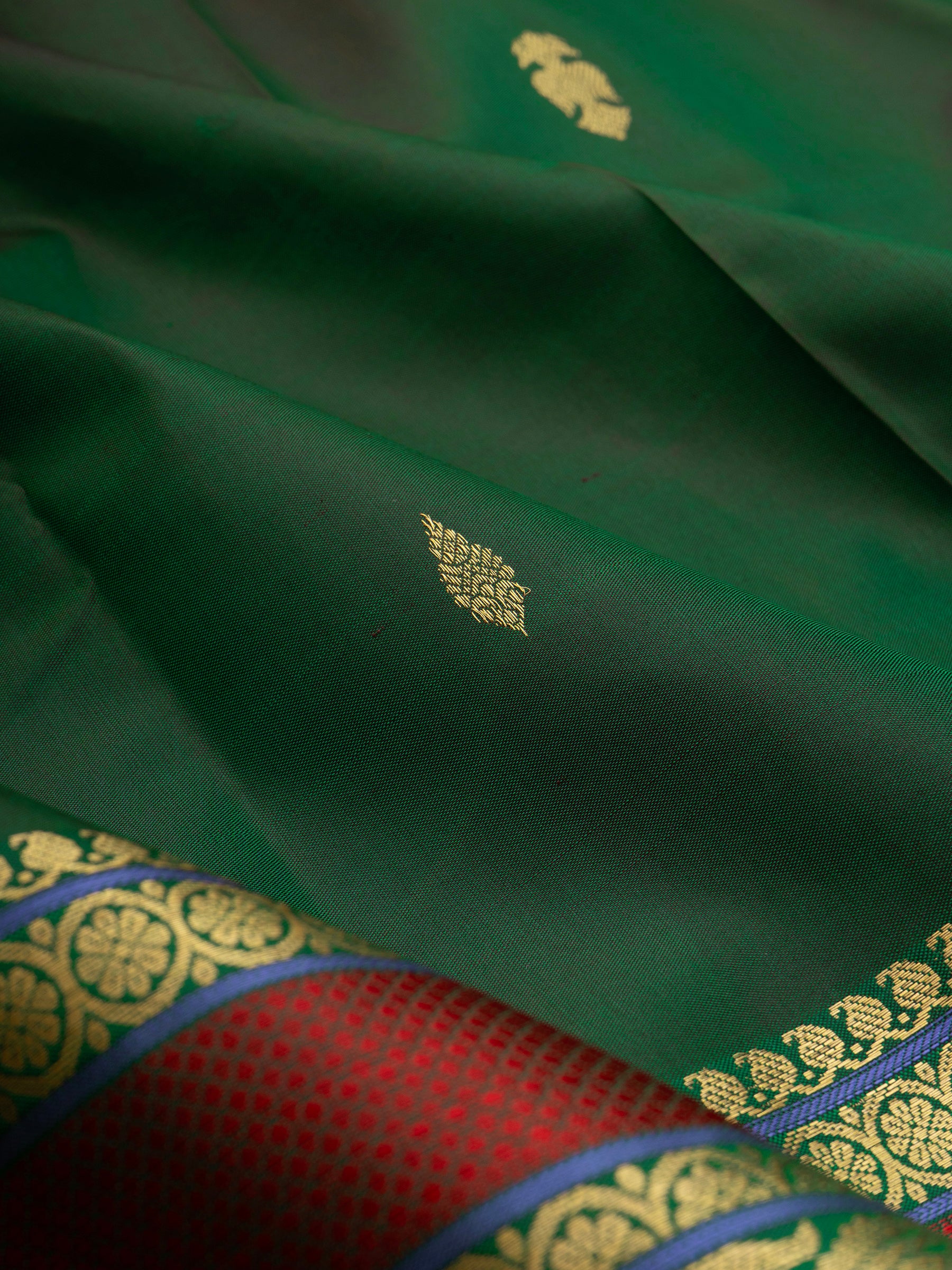 Green unique pallu / Special Edition Silk CLSA10201