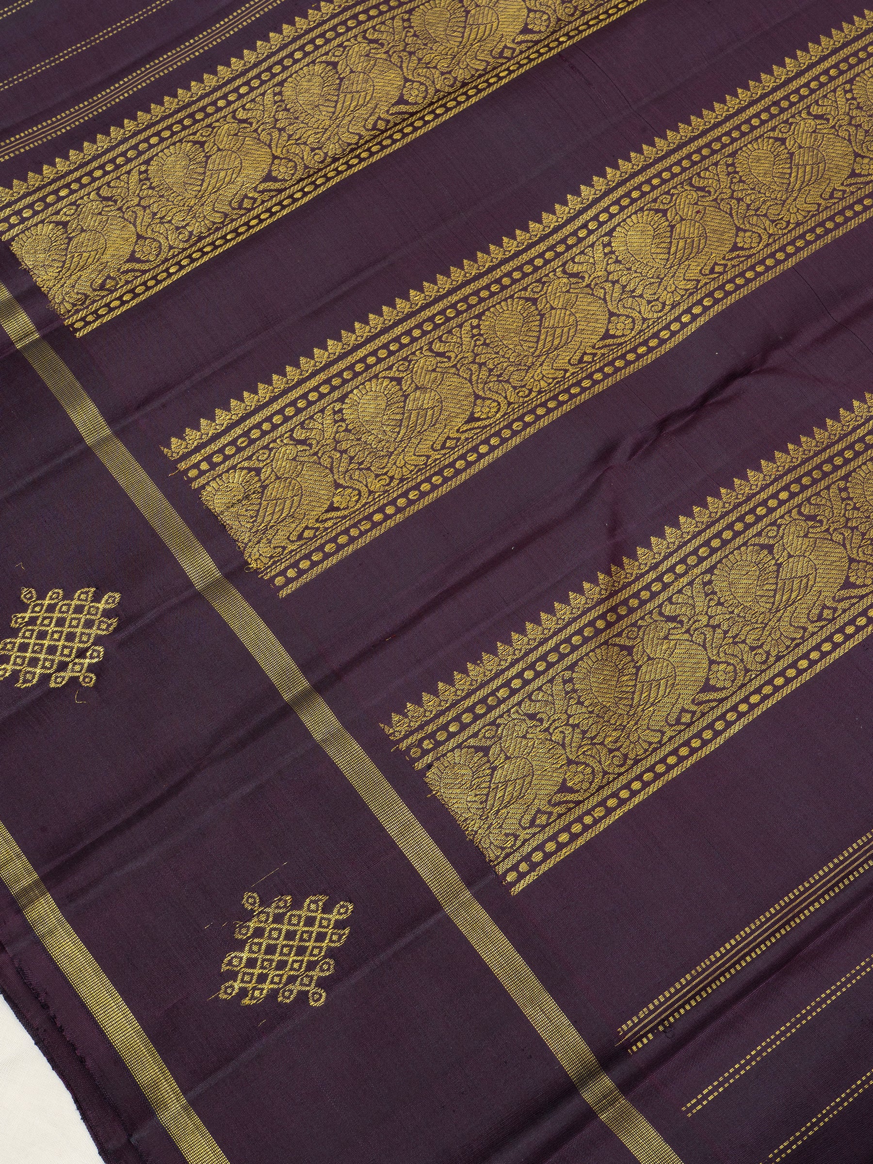 Dark green Kolam border / Kanjipuram Saree CLSA6509