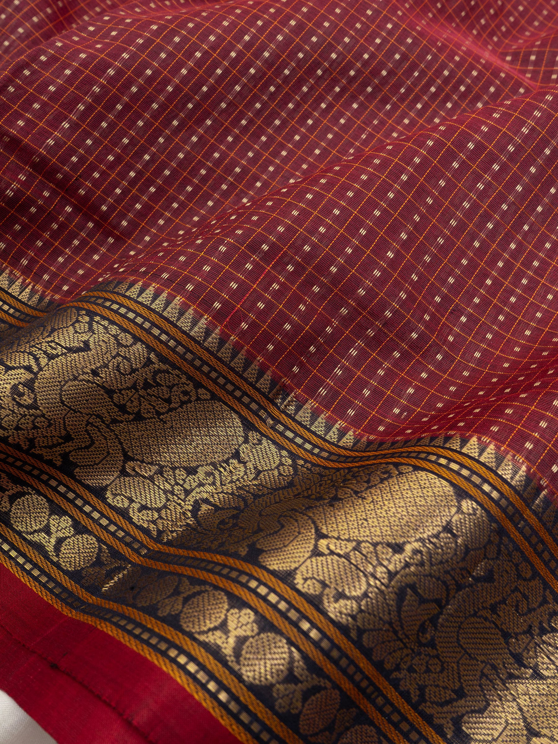Deep red lakshambutta/ Silk Cotton Saree CLSA7260