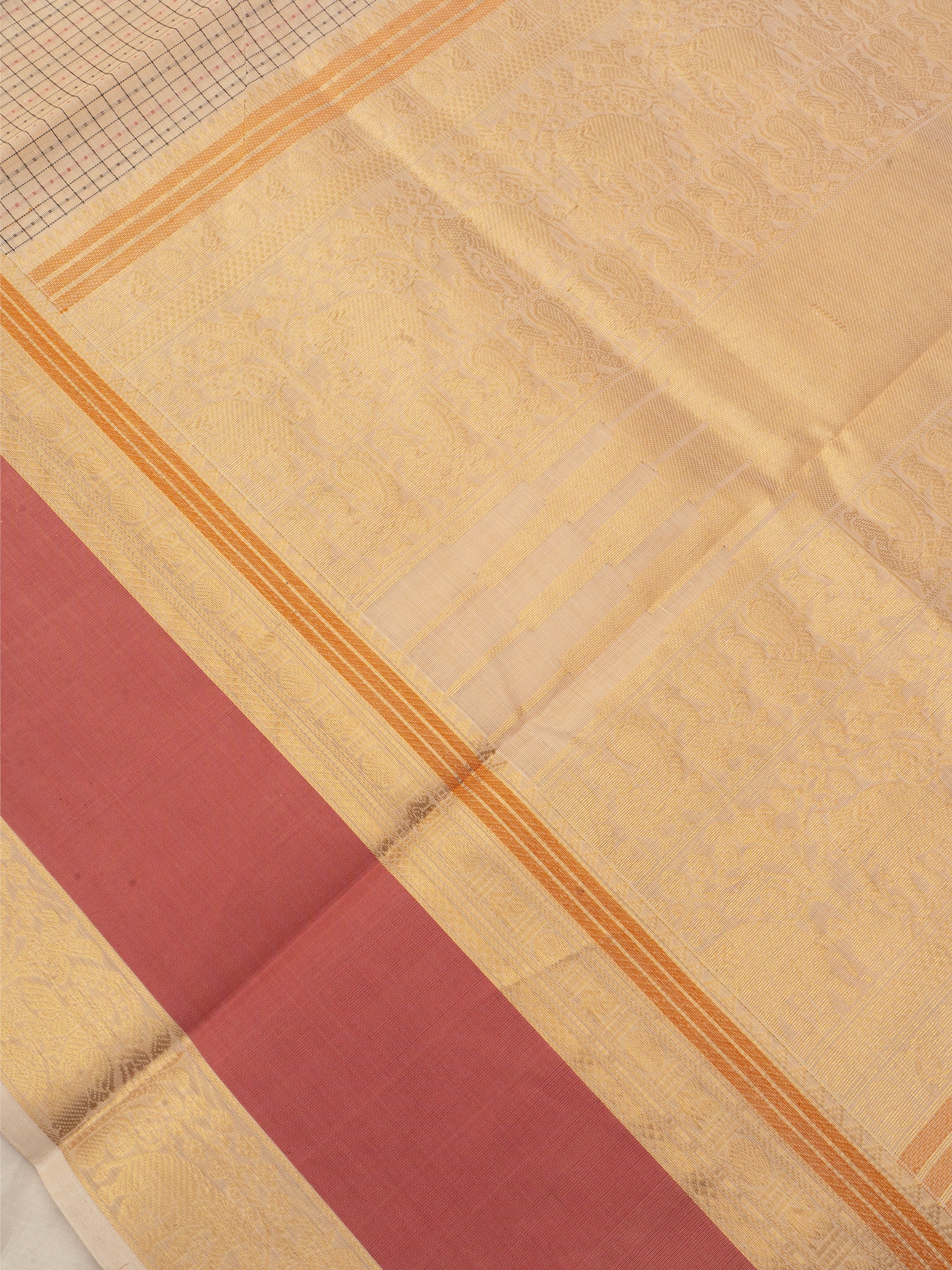Creme lakshambutta butta / Silk Cotton Saree CLSA7273