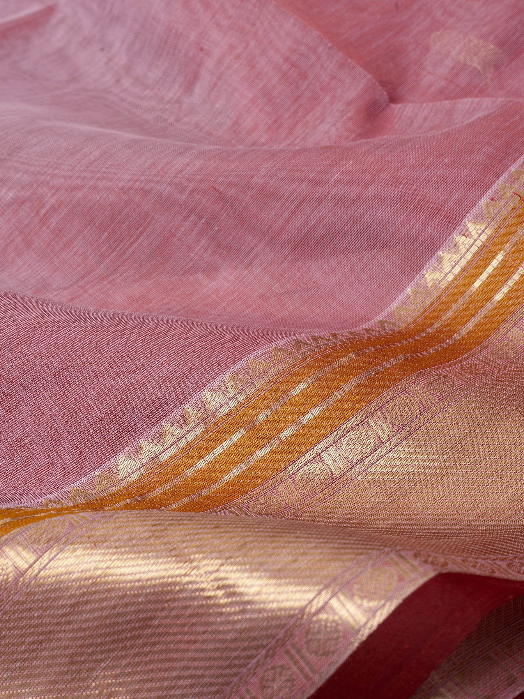 Pastel pink fish Butta : Silk Cotton