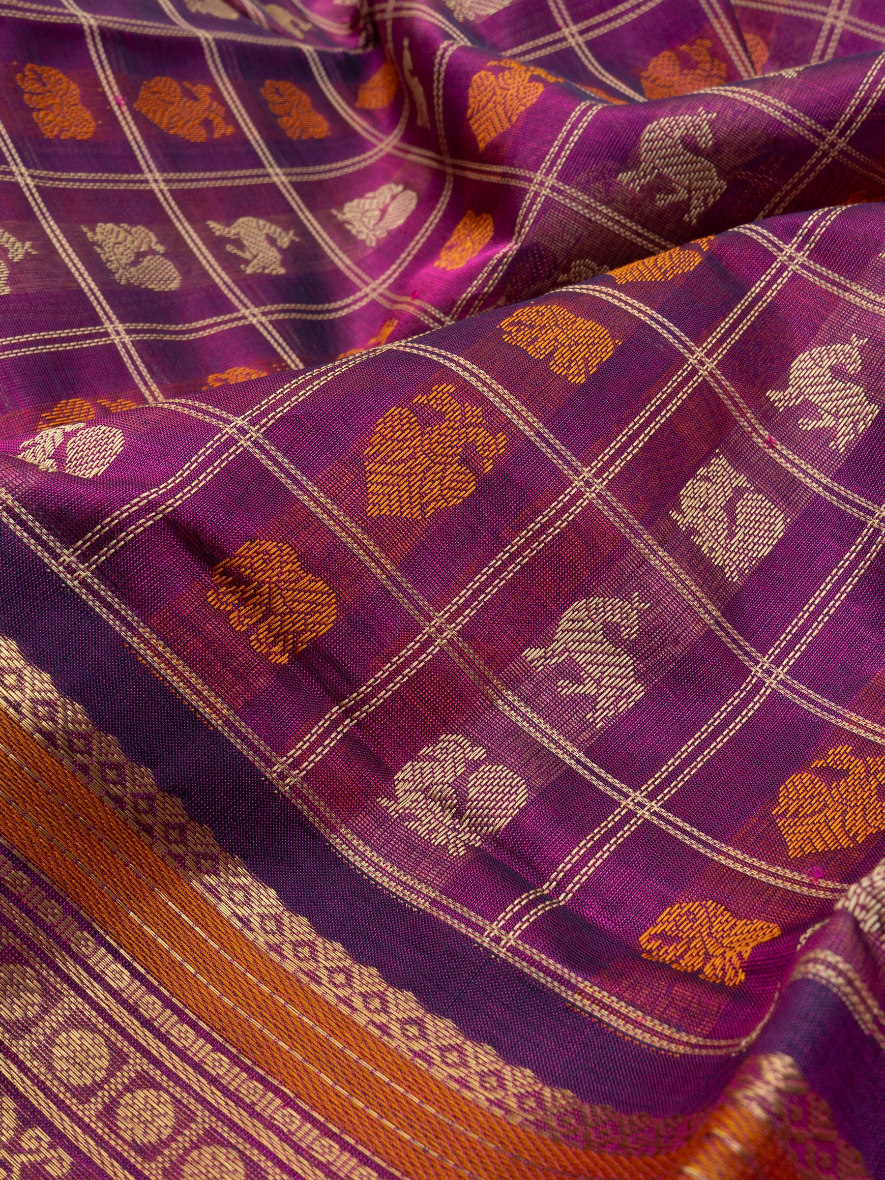 Purple kattam multi motifs / Silk Cotton Saree CLSA8563