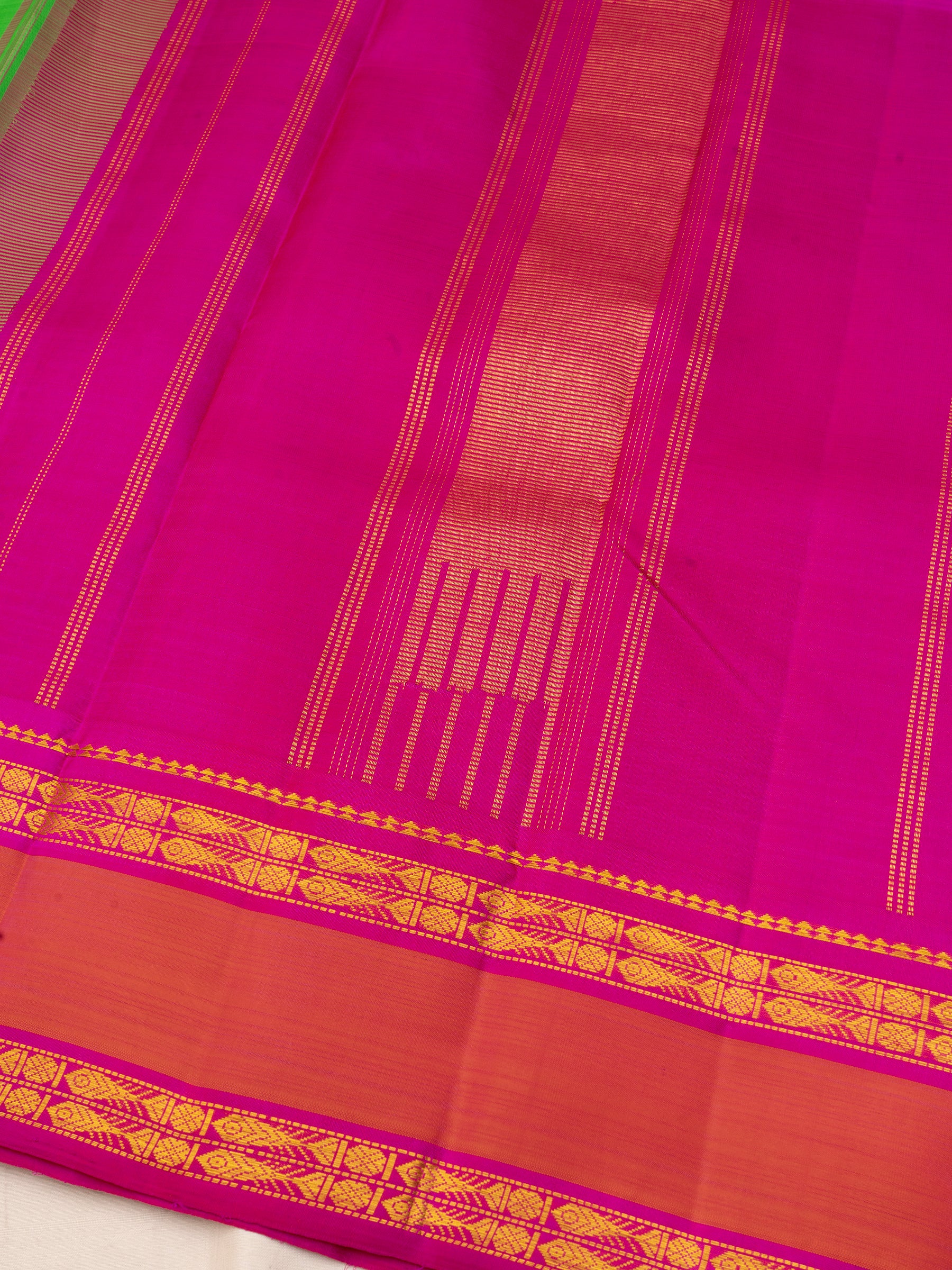 Green and orange/pink korvai / Arani Silk Saree CLSA9048