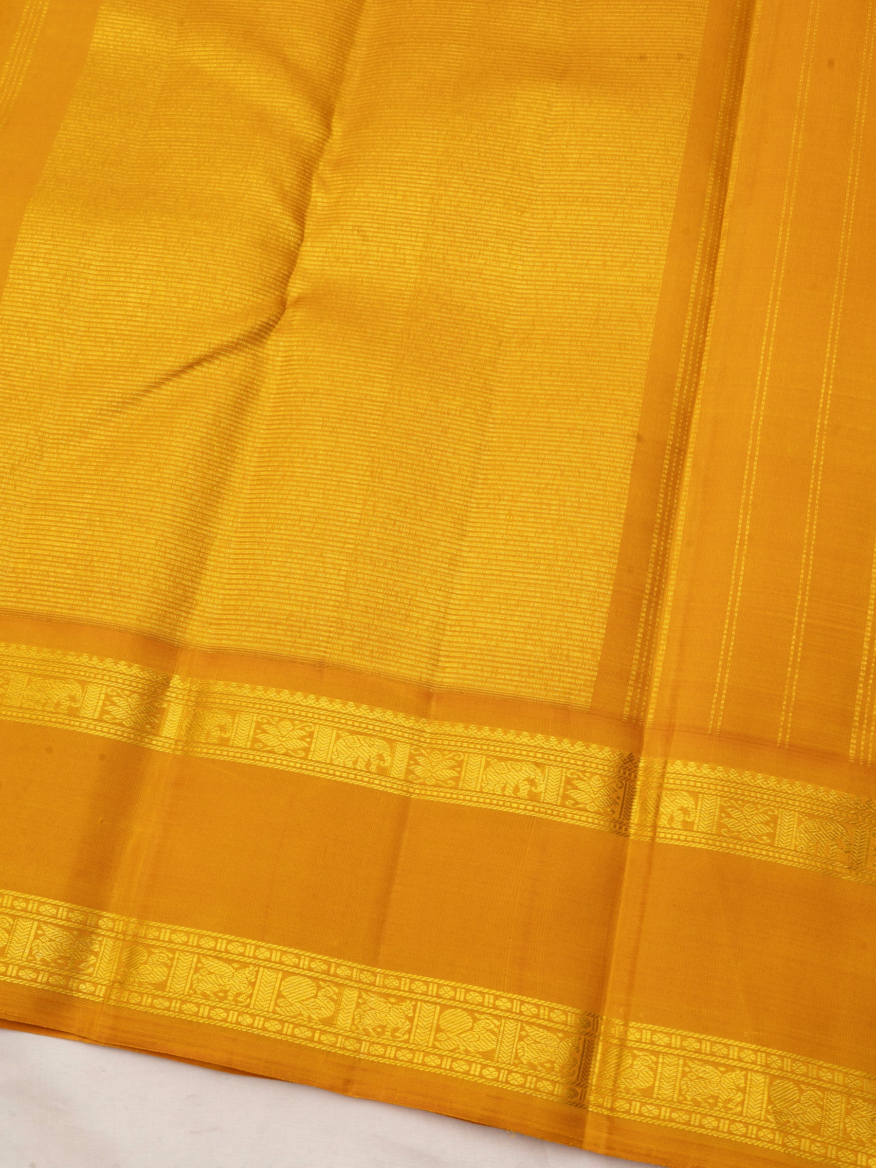 Beige kattam and mustard yellow rettapet border/ Arani Silk Saree CLSA9050