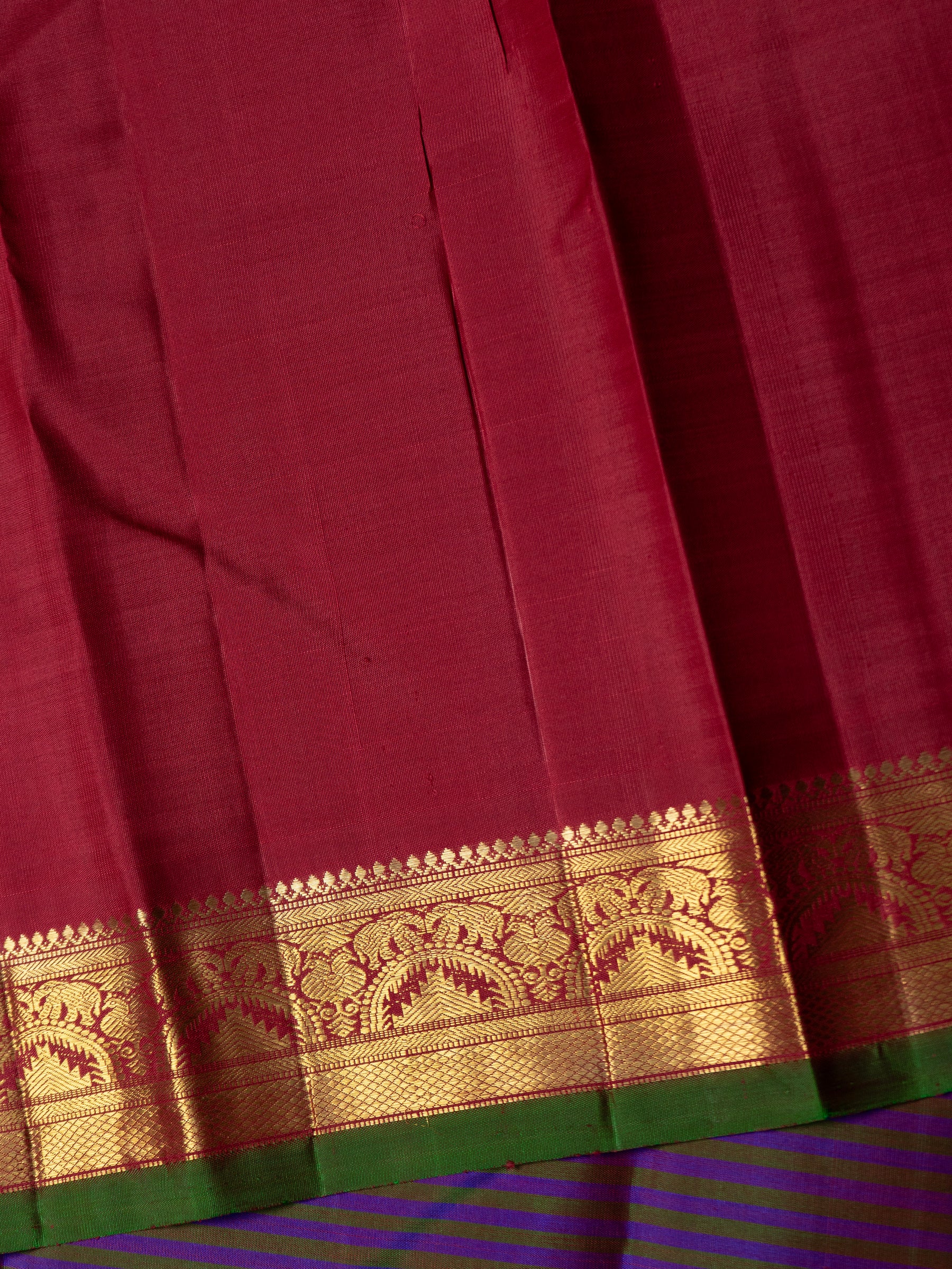 Purple vaalapoo savuku body getti border/ Kanjipuram Saree CLSA9871