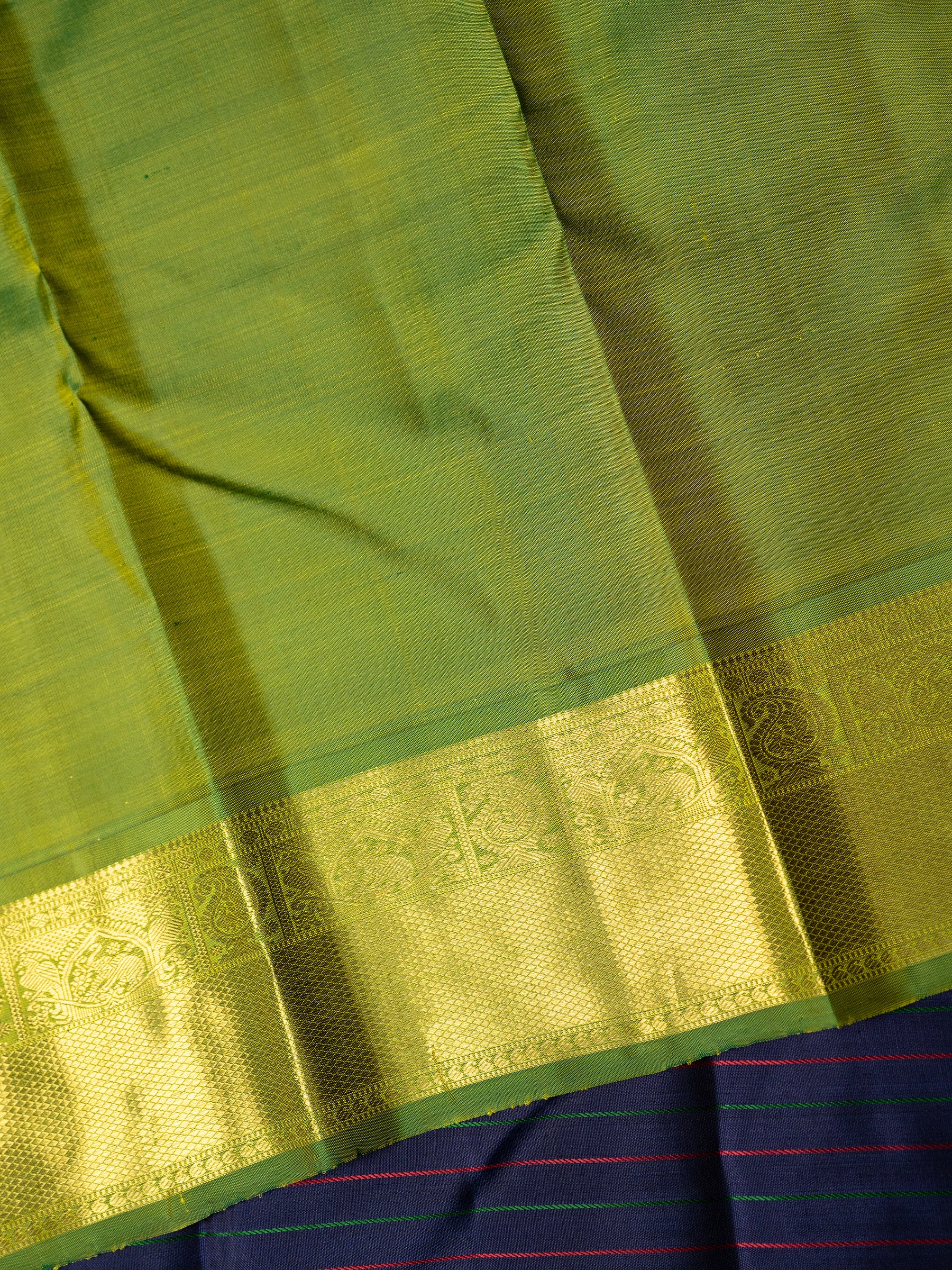 Blue body with veldhari thread line Korvai / Kanjipuram Silk Saree CLSA9926