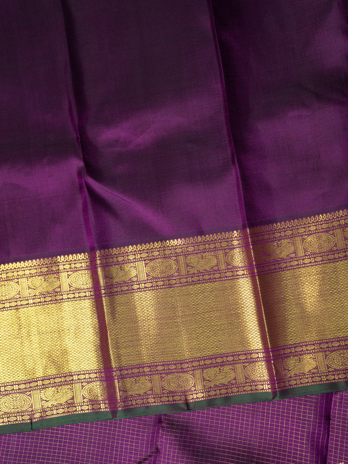 Magenta Zari checks and butta/ Kanjipuram Silk Saree CLSA11614