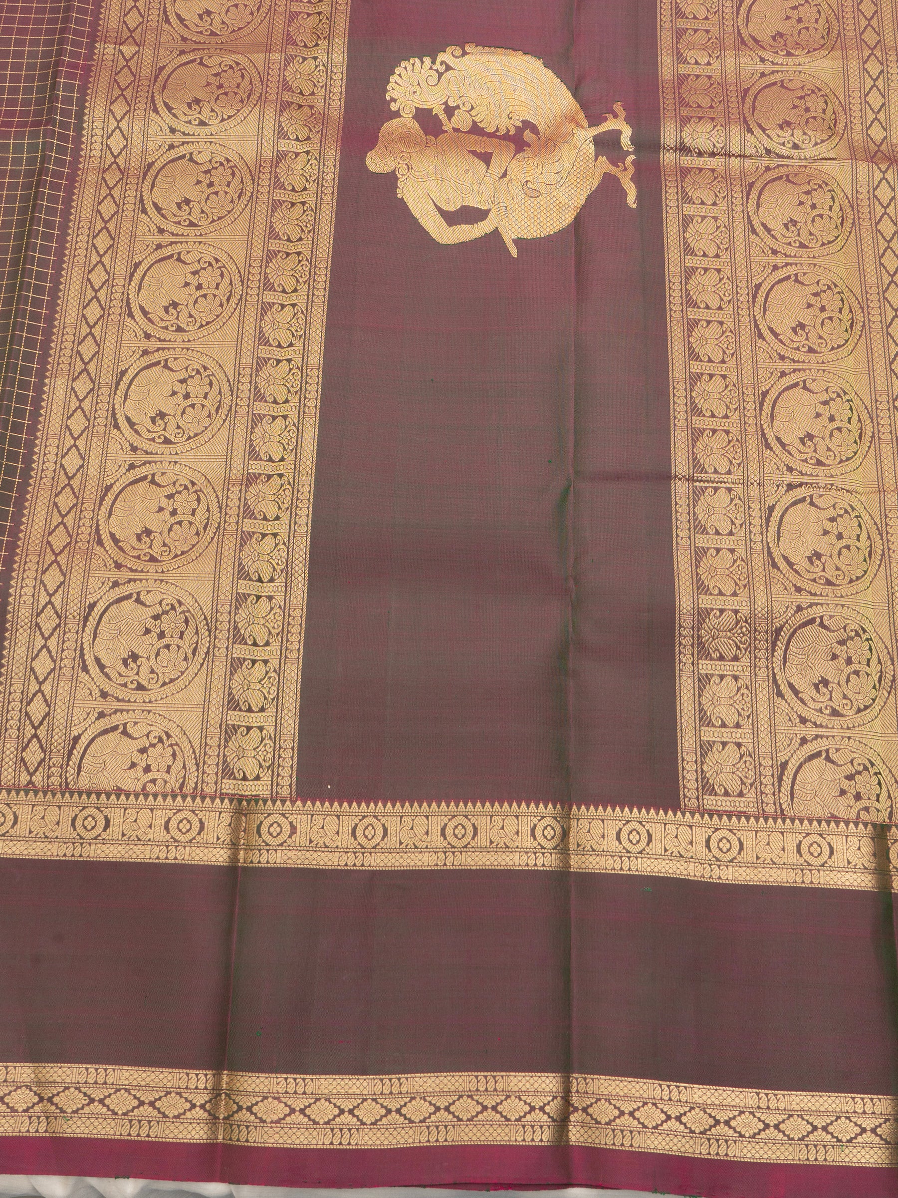 Maanthulir shot pink rettapet border and unique pallu / Special Edition Silk CLSA6919