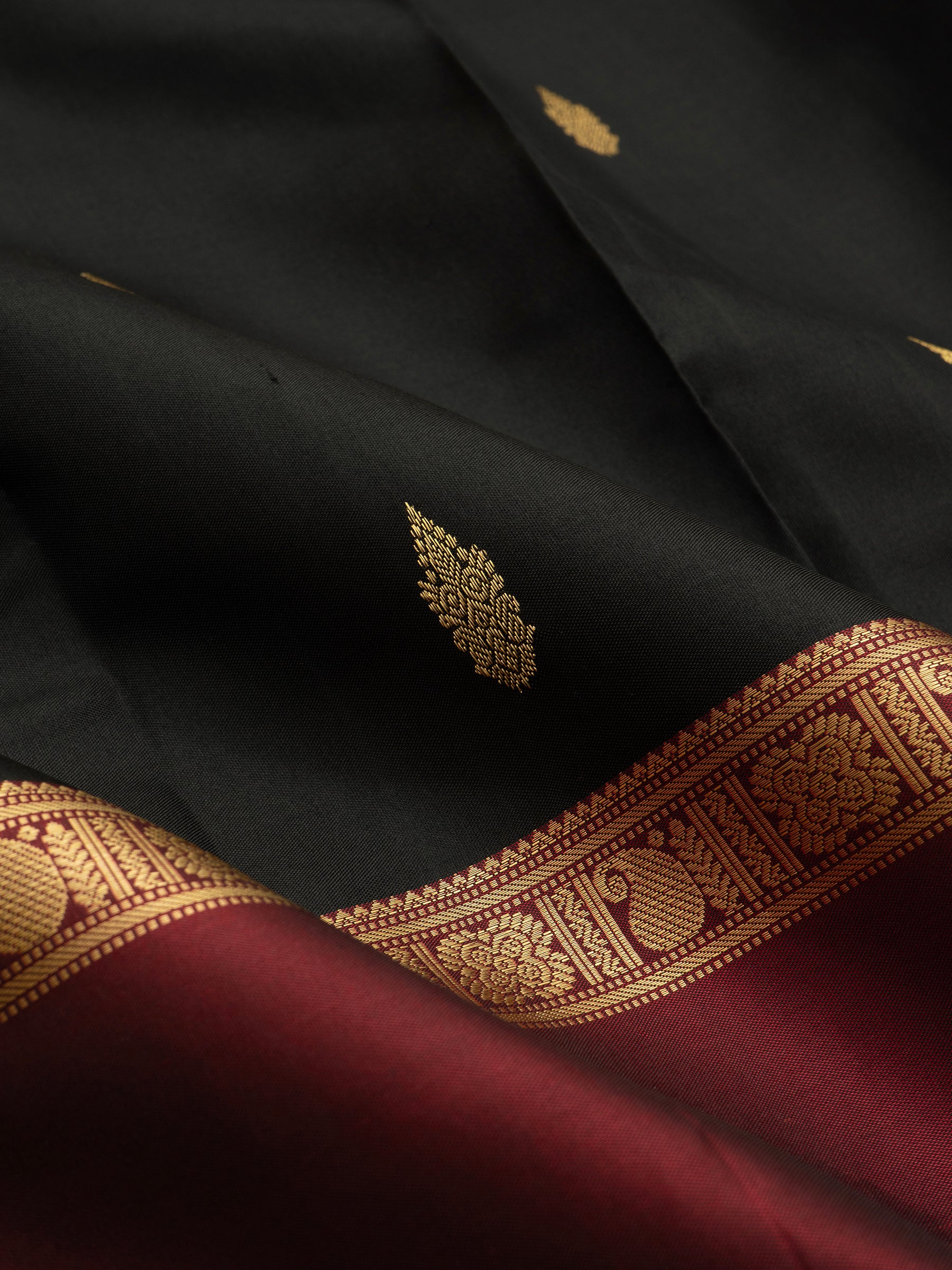 Black and Araku rettapet border/Special Edition Silk CLSA10302