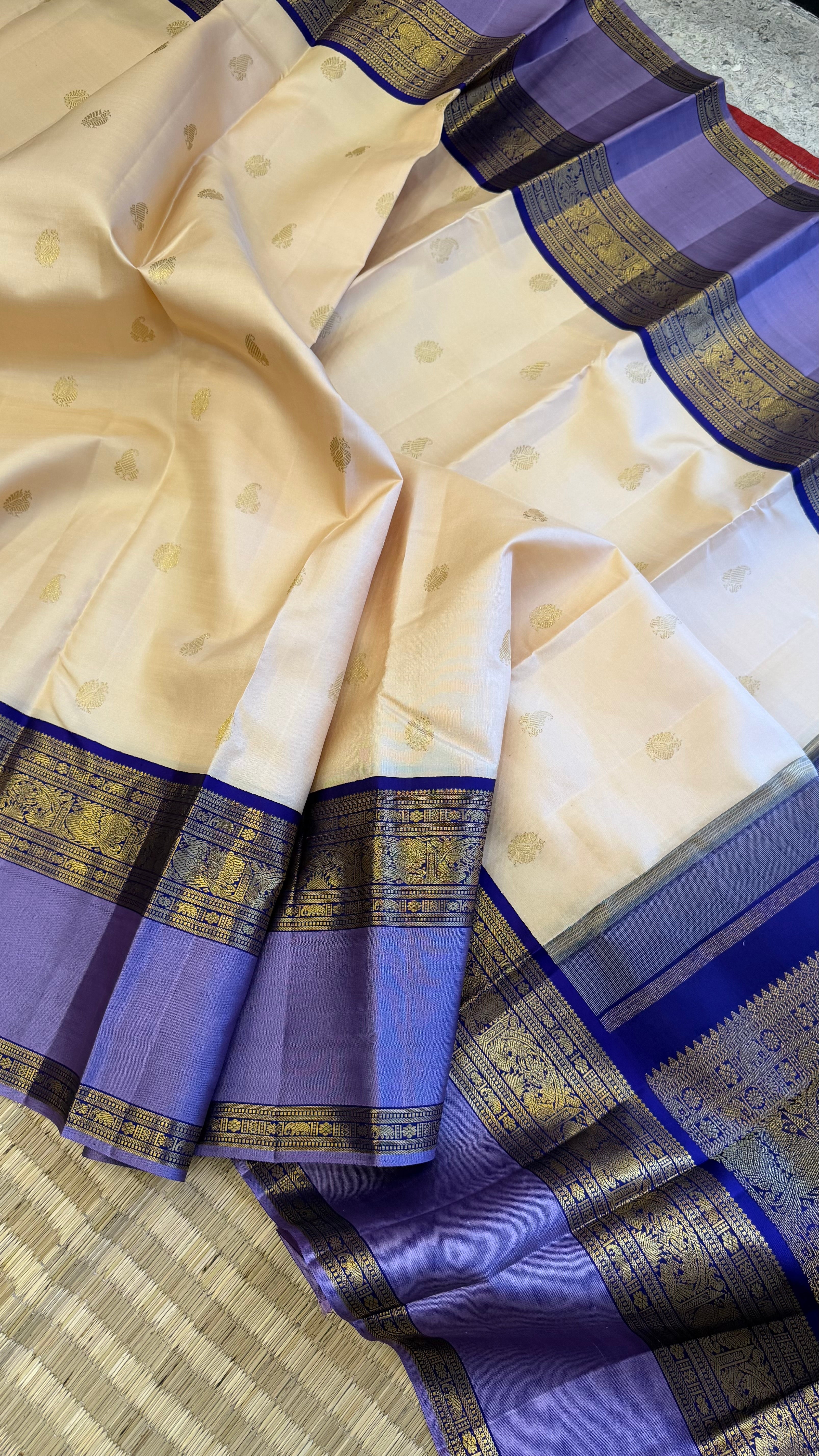 Off white Vintage Kai Korvai / Kanjipuram silk
