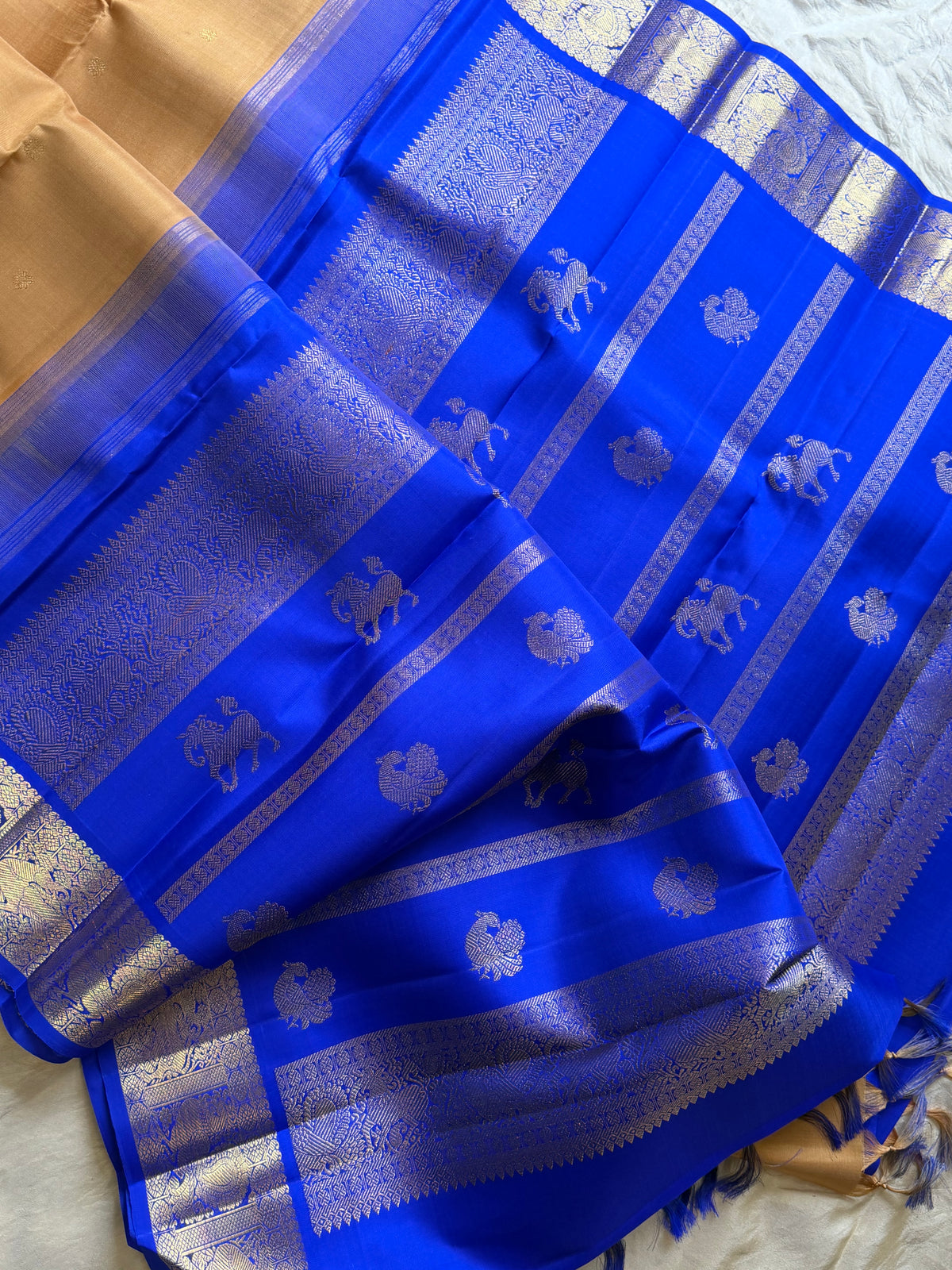 Unusual color combo pure Zari Kanjipuram