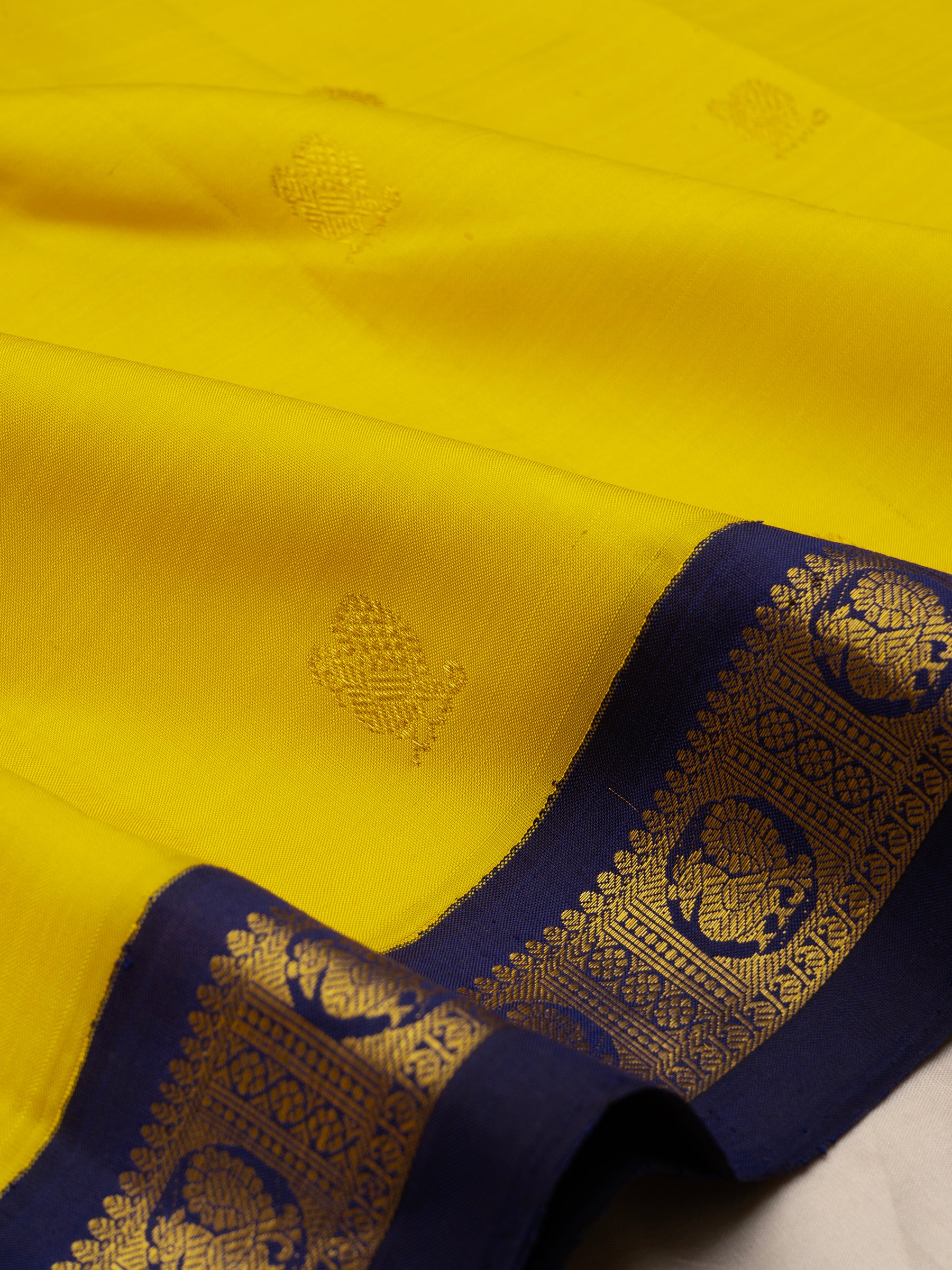 Yellow and blue annam small border/ Arani Silk Saree CLSA10107