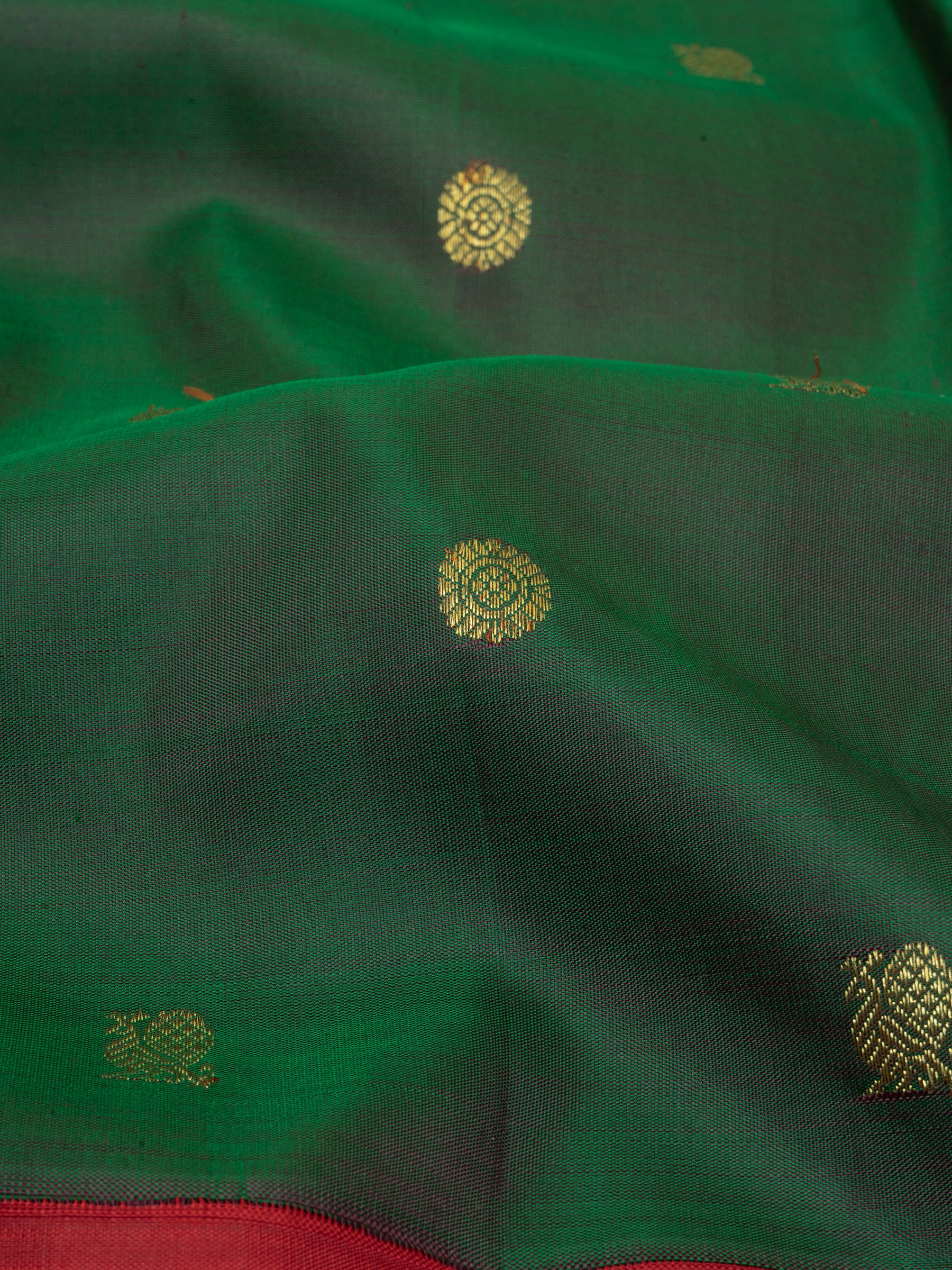 Dark green and deep red rettapet border kai korvai/ Kanjipuram silk Saree CLSA207