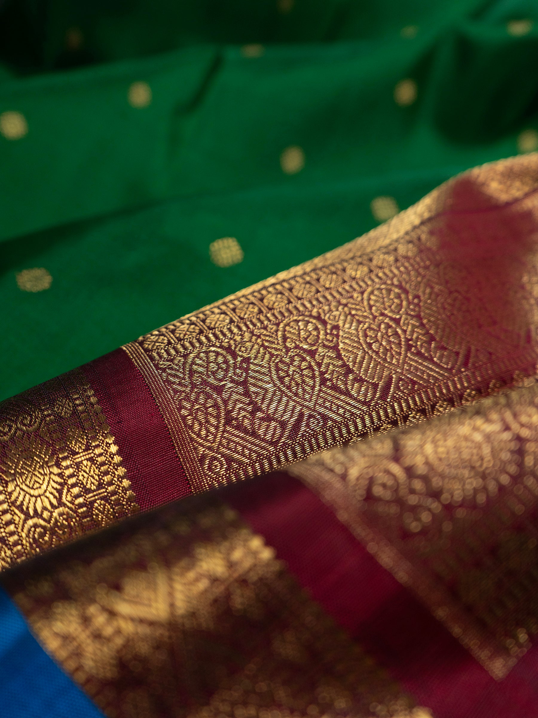Green and teal blue rettapet border kai korvai/ Kanjipuram Silk Saree CLSA3077