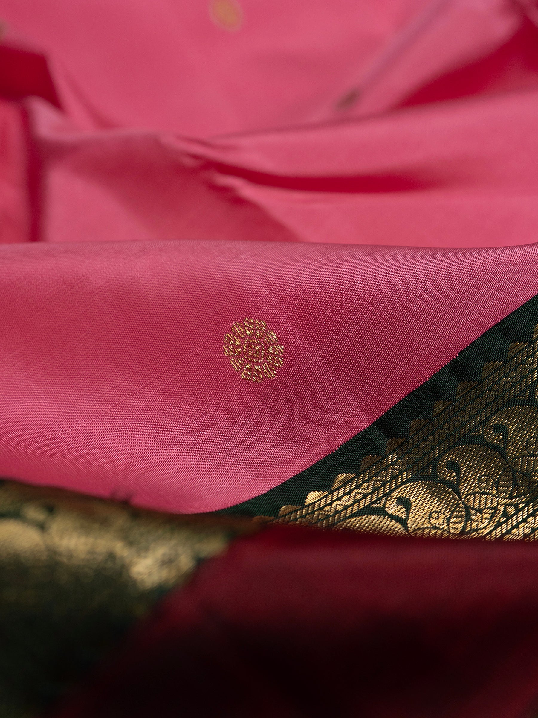 Pink and green rettapet border/ Kanjipuram Silk Saree CLSA