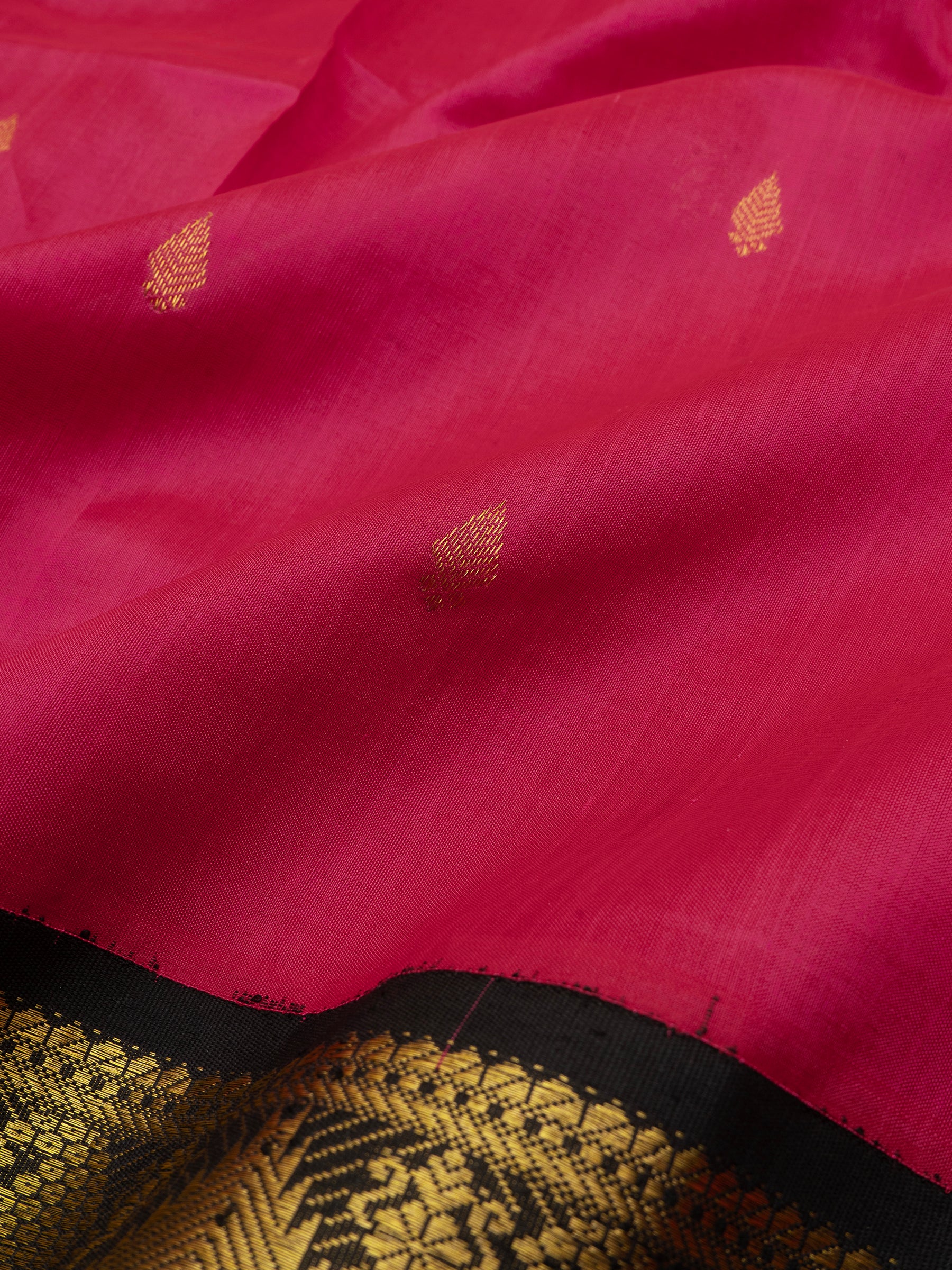Pink and black / Silk Cotton Saree CLSA5926
