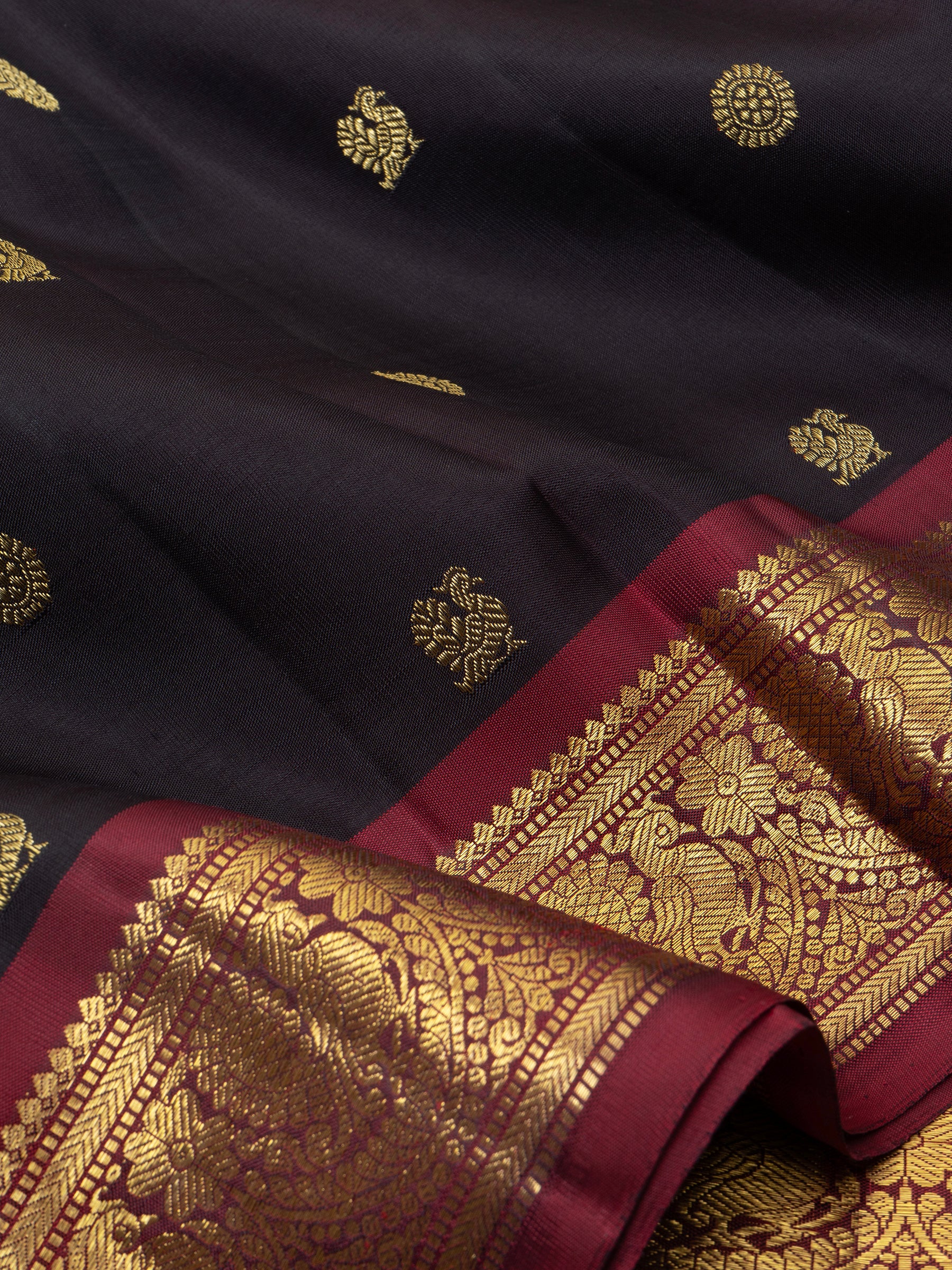Kanchana Chandbali annam pet / Kanjipuram Saree CLSA6357