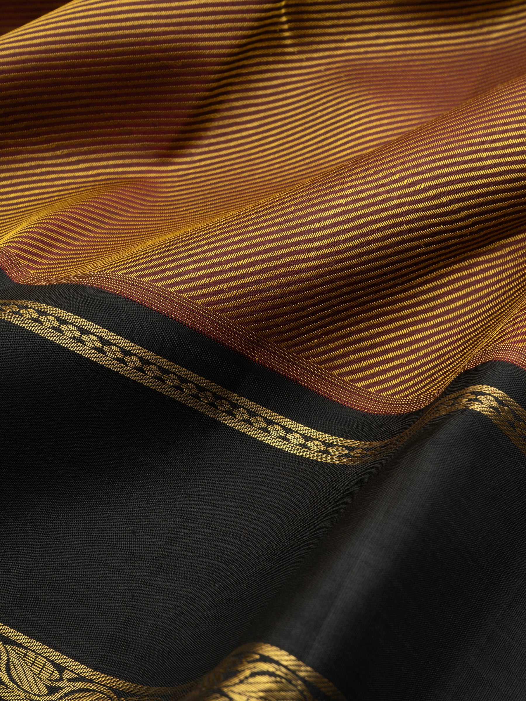 Lehariya Thread work Kanjipuram Silk Saree CLSA7029