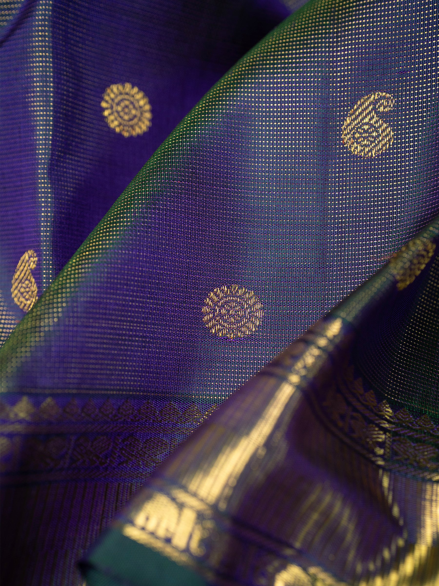 Mayilkazhuthu vairaoosi Kanjipuram Silk Saree CLSA9909