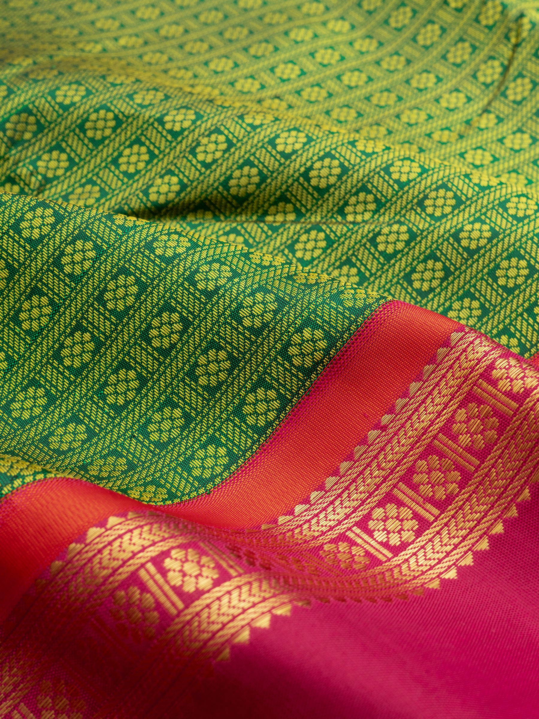 Laksham Butta Korvai Thread work Kanjipuram Silk Saree CLSA8299