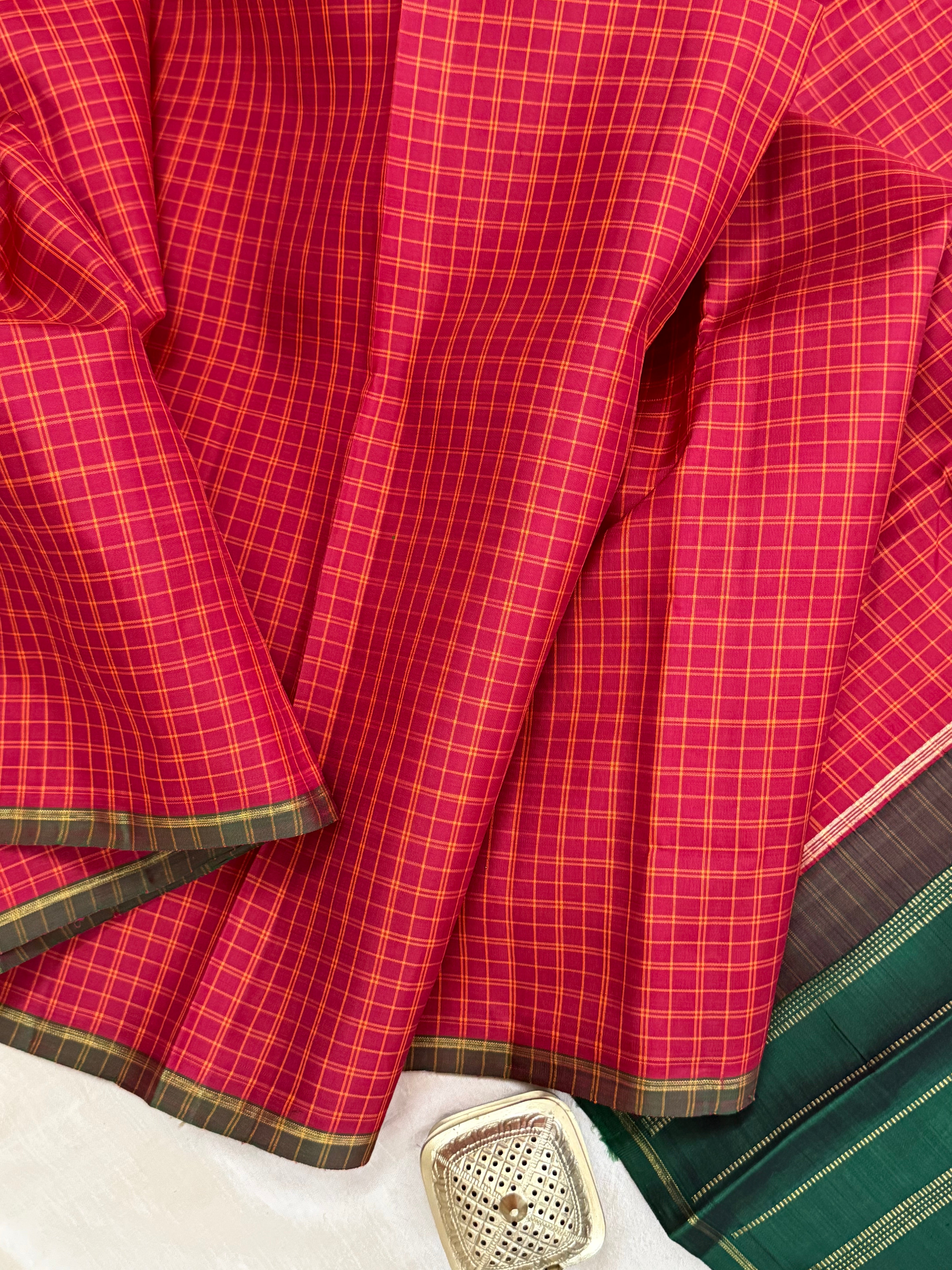 Araku kattam borderless/ Kanjipuram silk