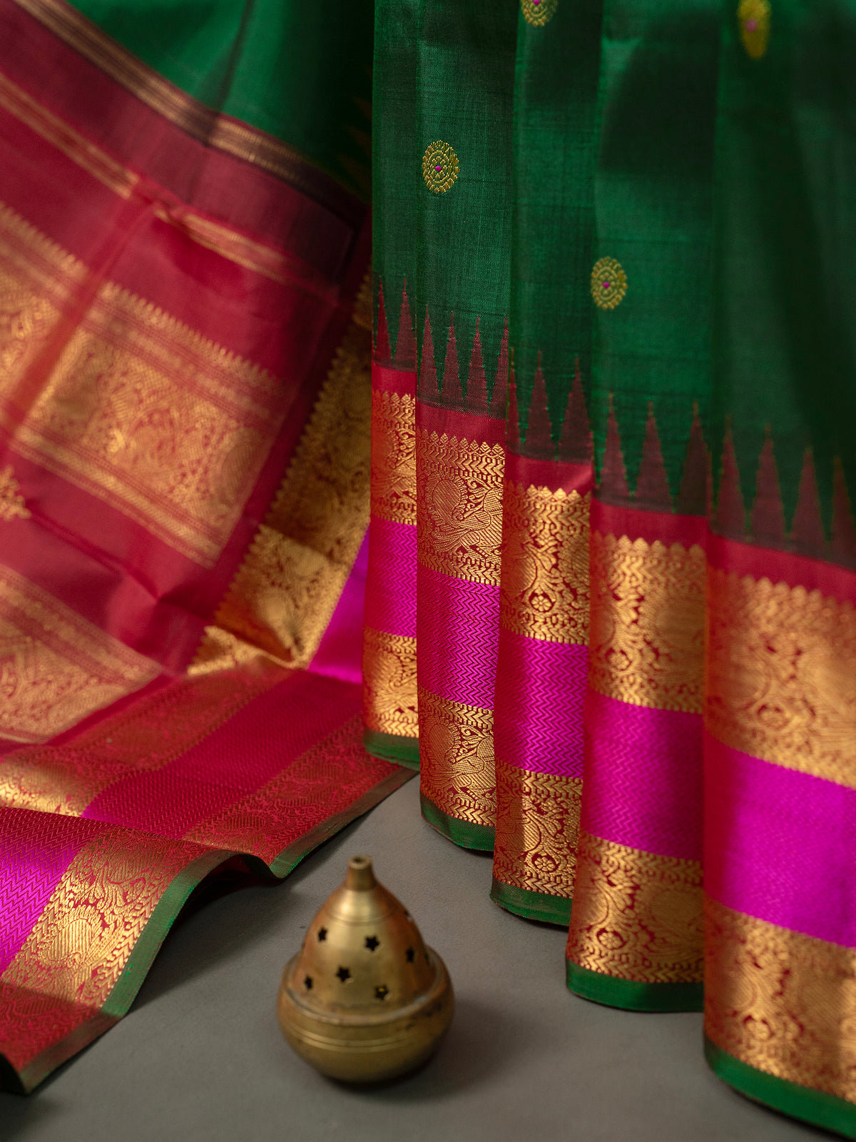Dark green retta pet Korvai / Kanjipuram Silk Saree CLSA