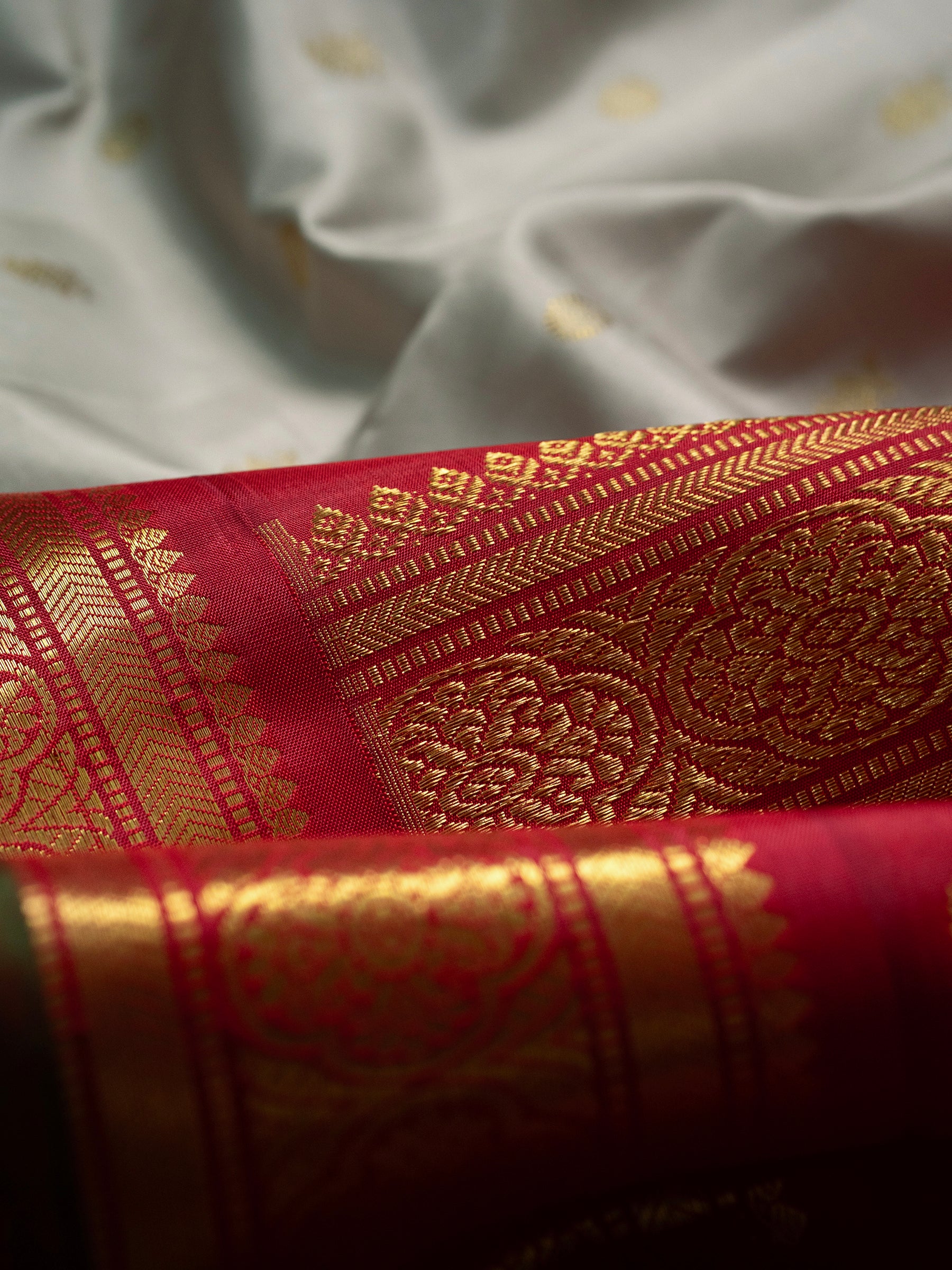 Beige Kai Korvai Kanjipuram Silk Saree CLSA8899