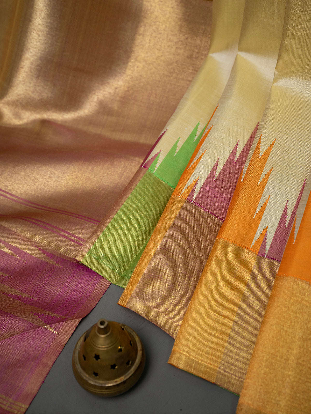 Offwhite multi color 8 kol temple border/ Kanjipuram Silk Saree CLSA2185