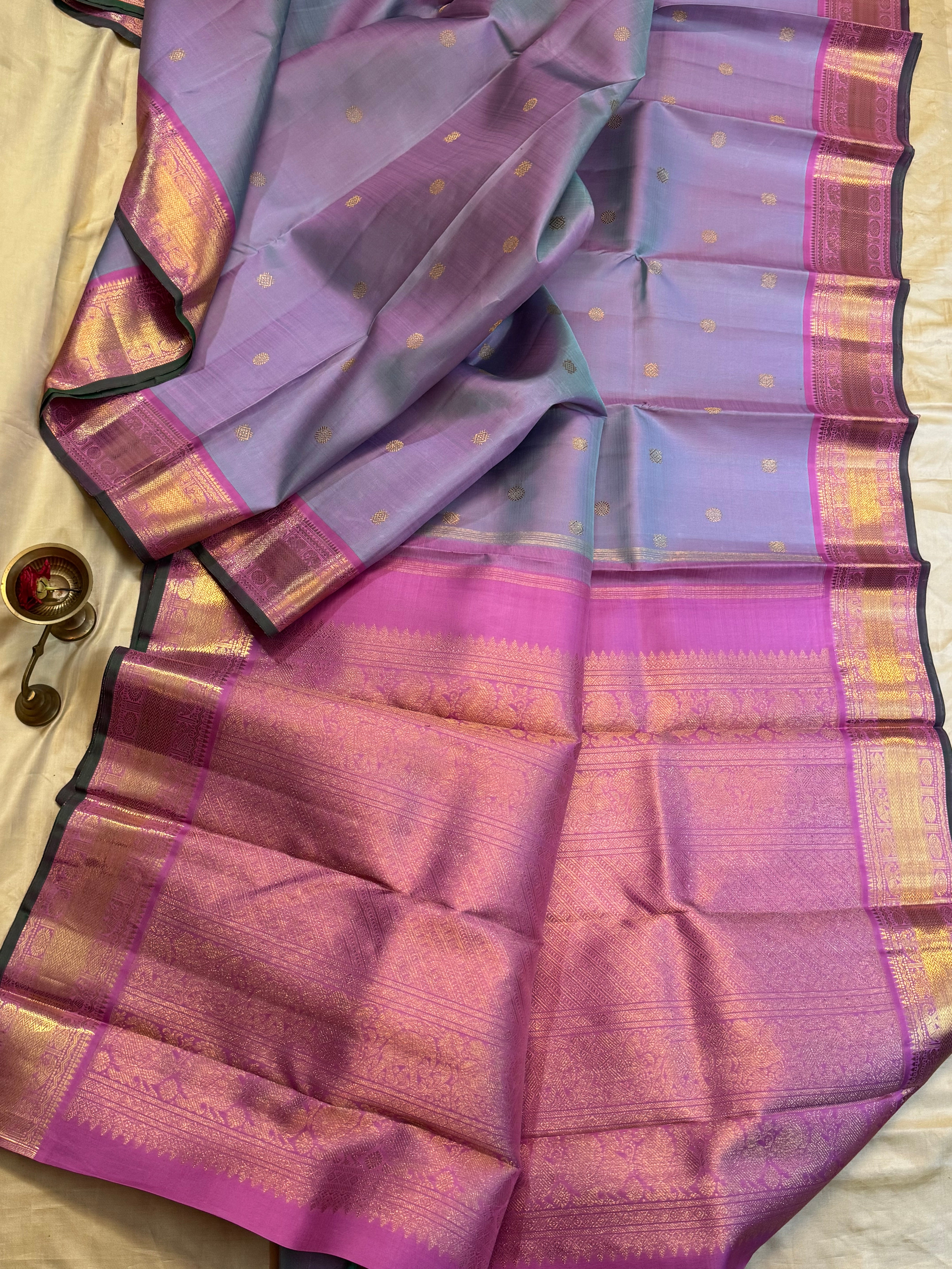 Swapnam : Lavender pink small border / kanjipuram silk