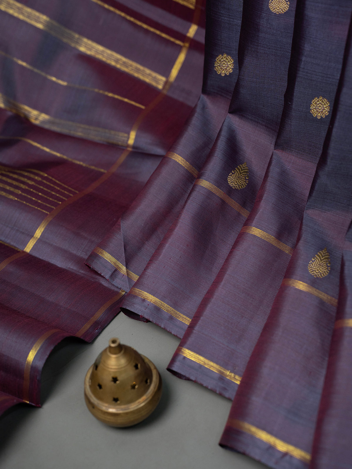 Double tone colour Kanjipuram Silk Saree CLSA9994