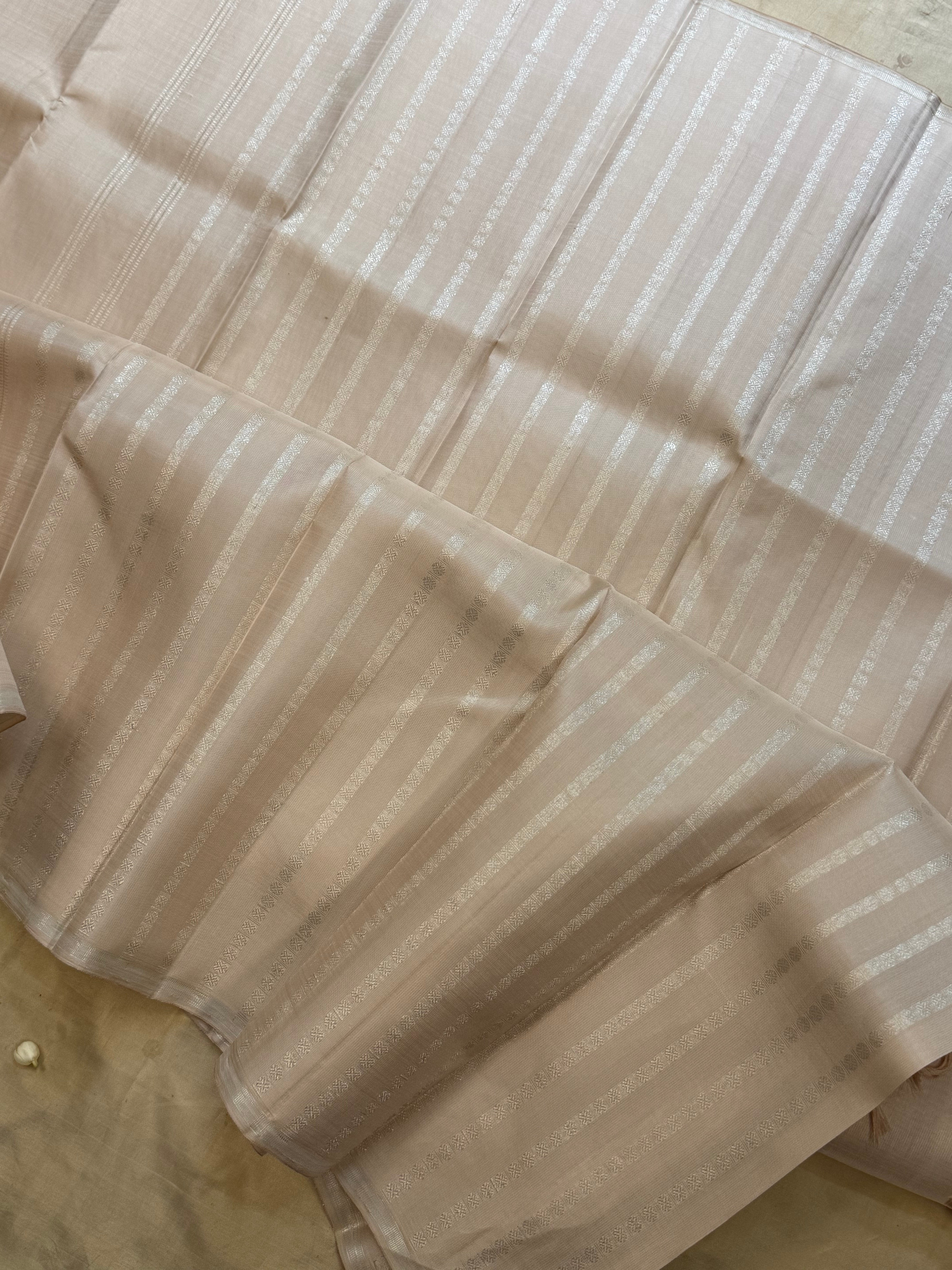 Onam edit - Offwhite plain unique pallu silver zari/ Kanjipuram silk