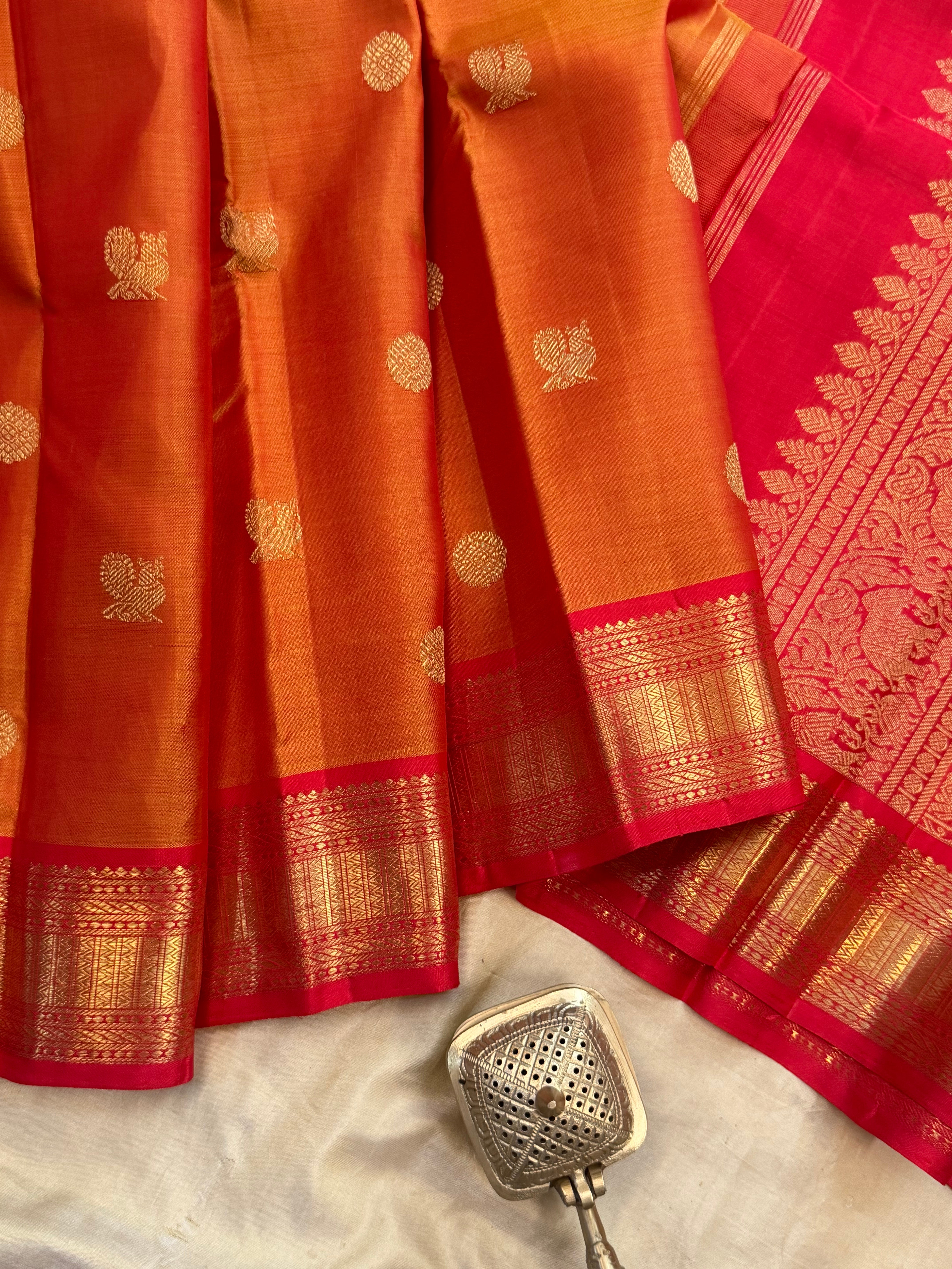 Moha : Simha colour red border pure Zari Kanjipuram silk