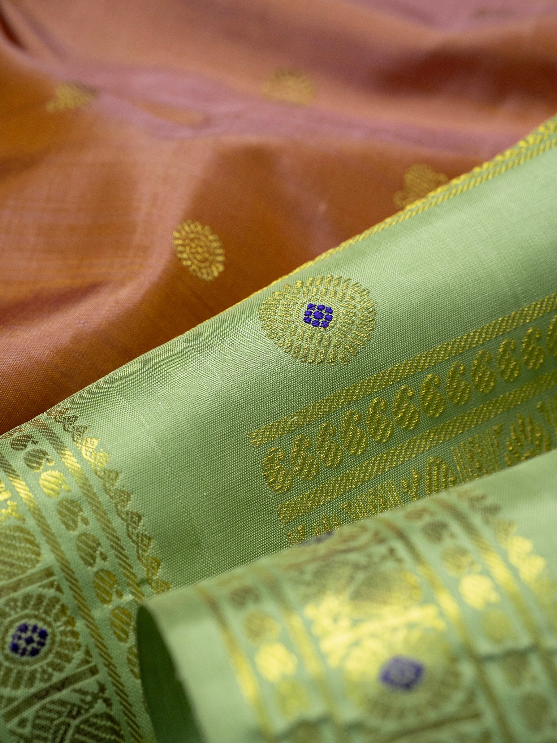 Pink shot korvai / Kanjipuram Silk Saree CLSA10970