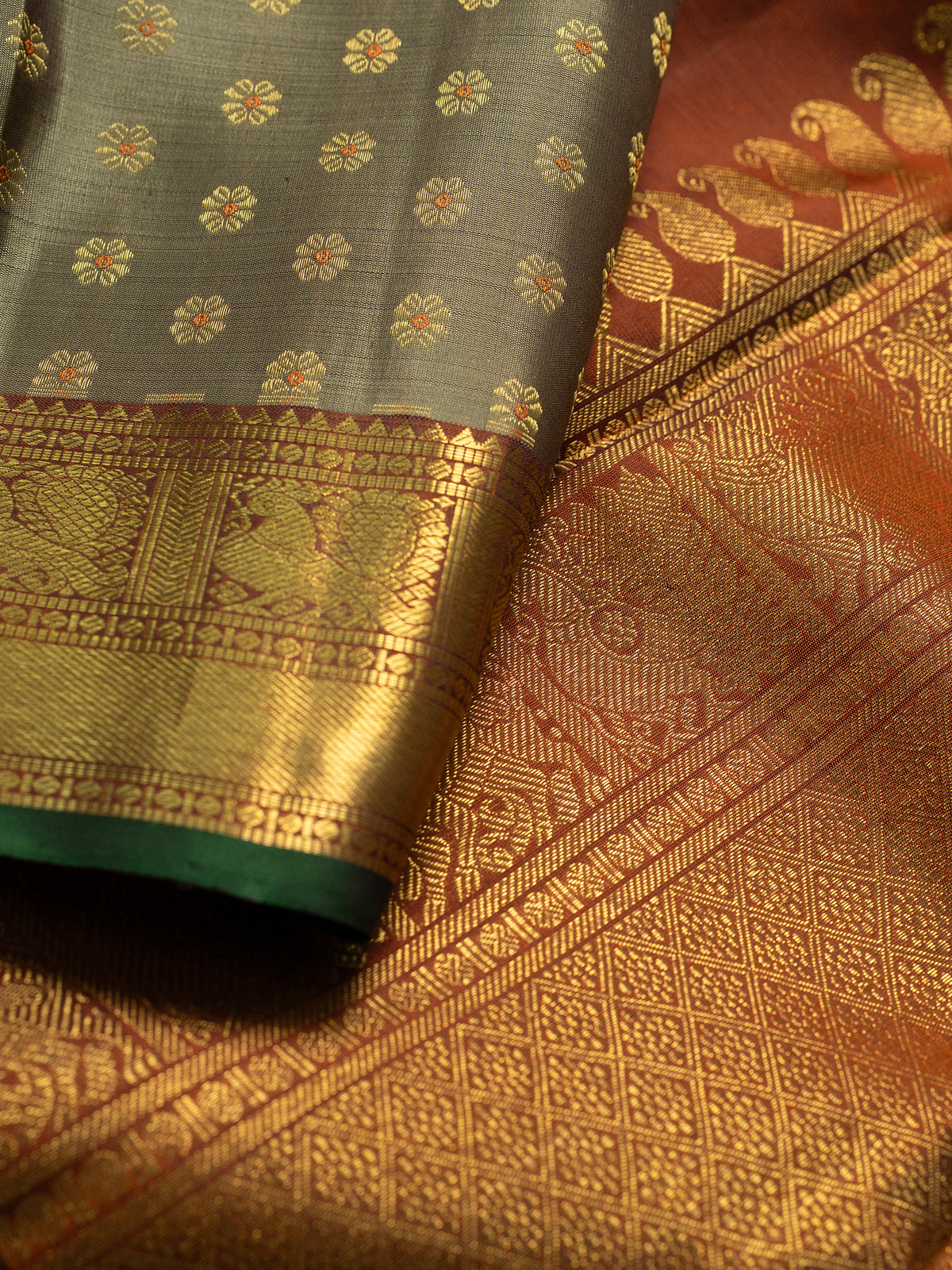 Kaaki colour Meena work Thodar Butta /Kanjipuram Silk Saree CLSA11353