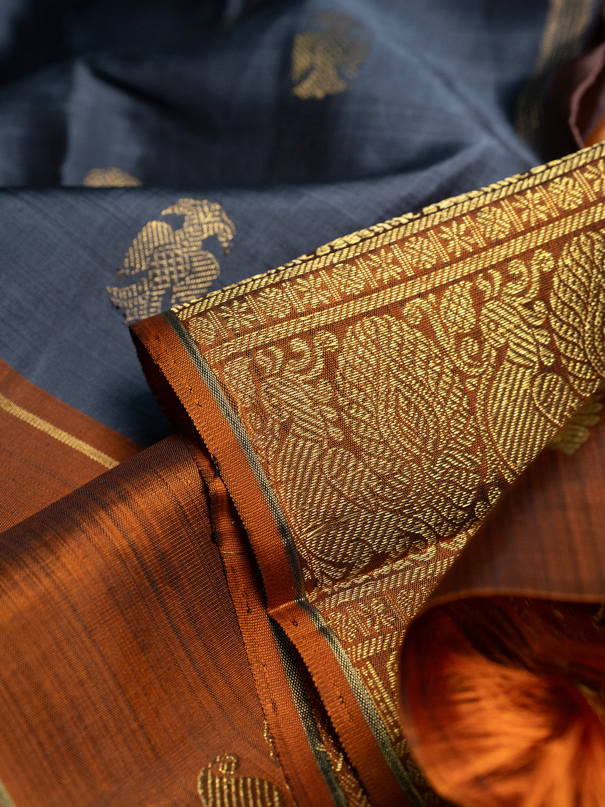 Grey irutalaipakshi Kanjipuram Silk Saree CLSA9993
