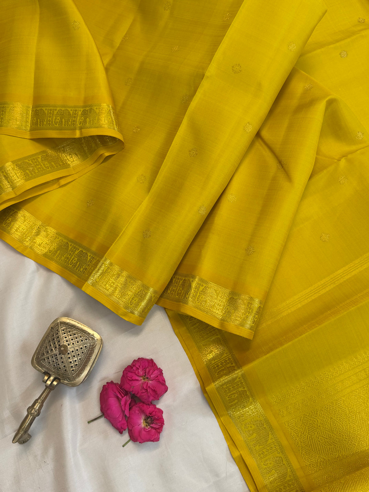 Yellow - Day 1 Navarthri colour pure Zari Kanjipuram silk / Sampanga small pet