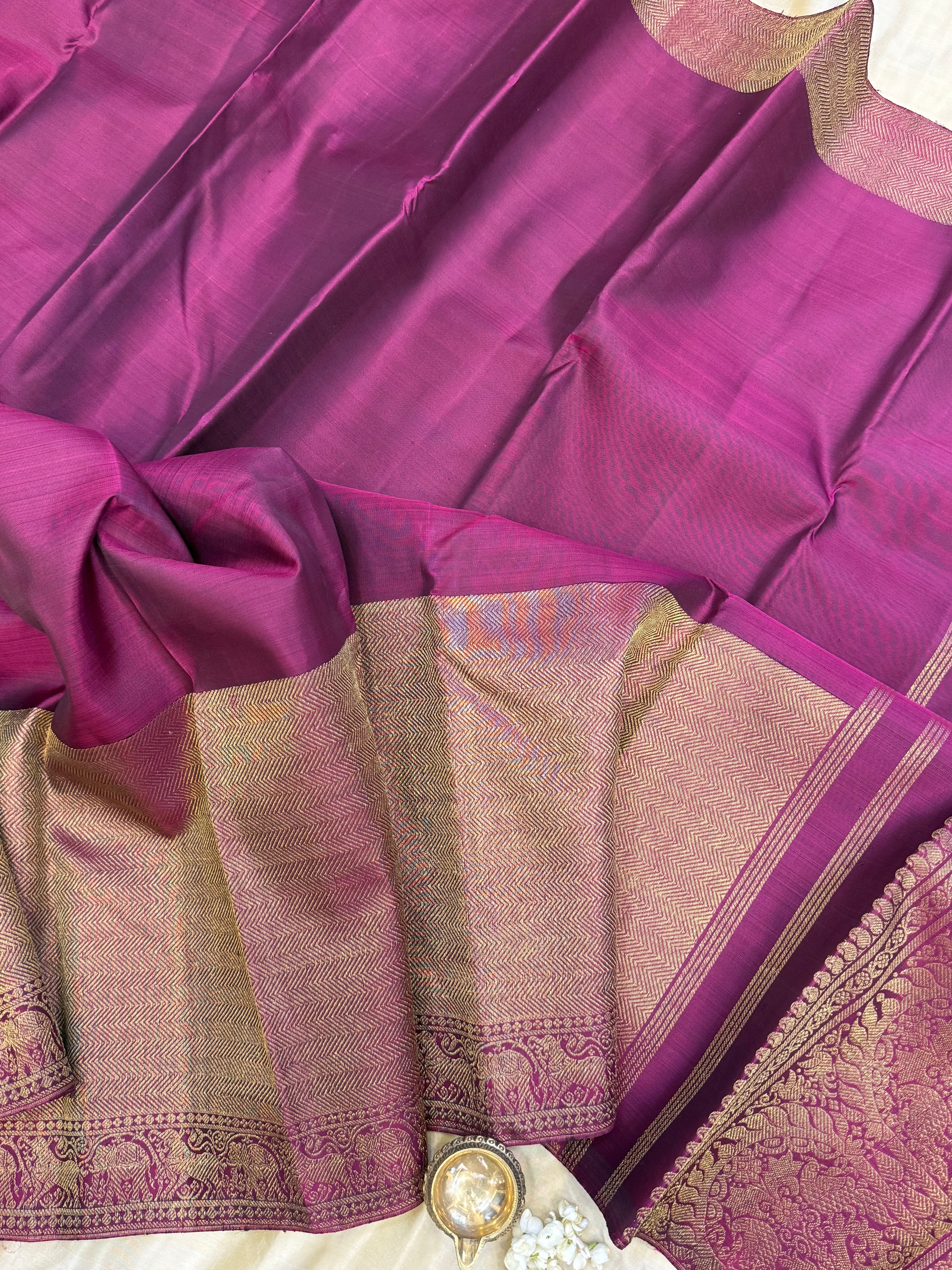 Concept saree - Magenta evening and morning border / kanjipuram silk