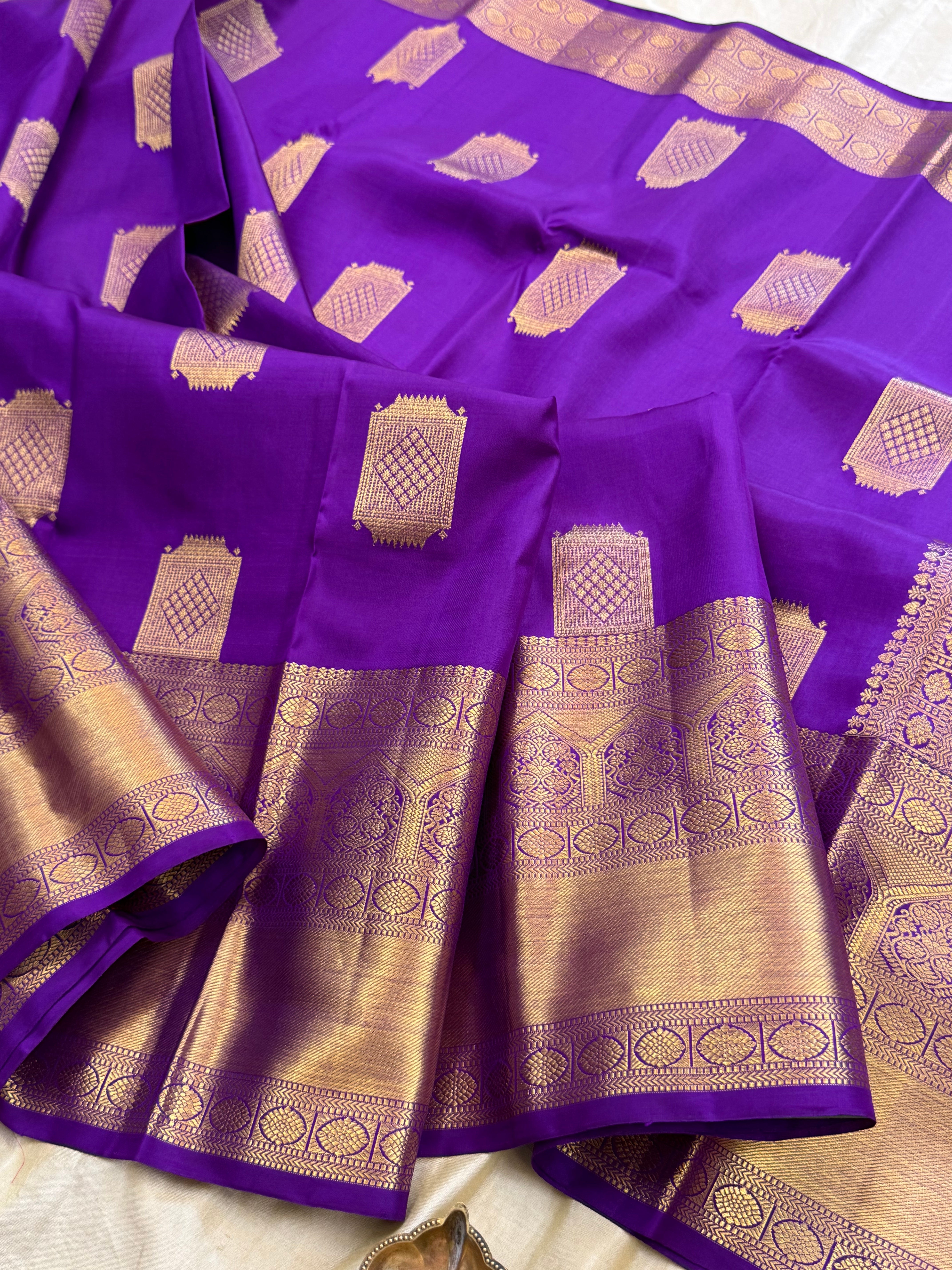 Majenta body colour / Arani silk
