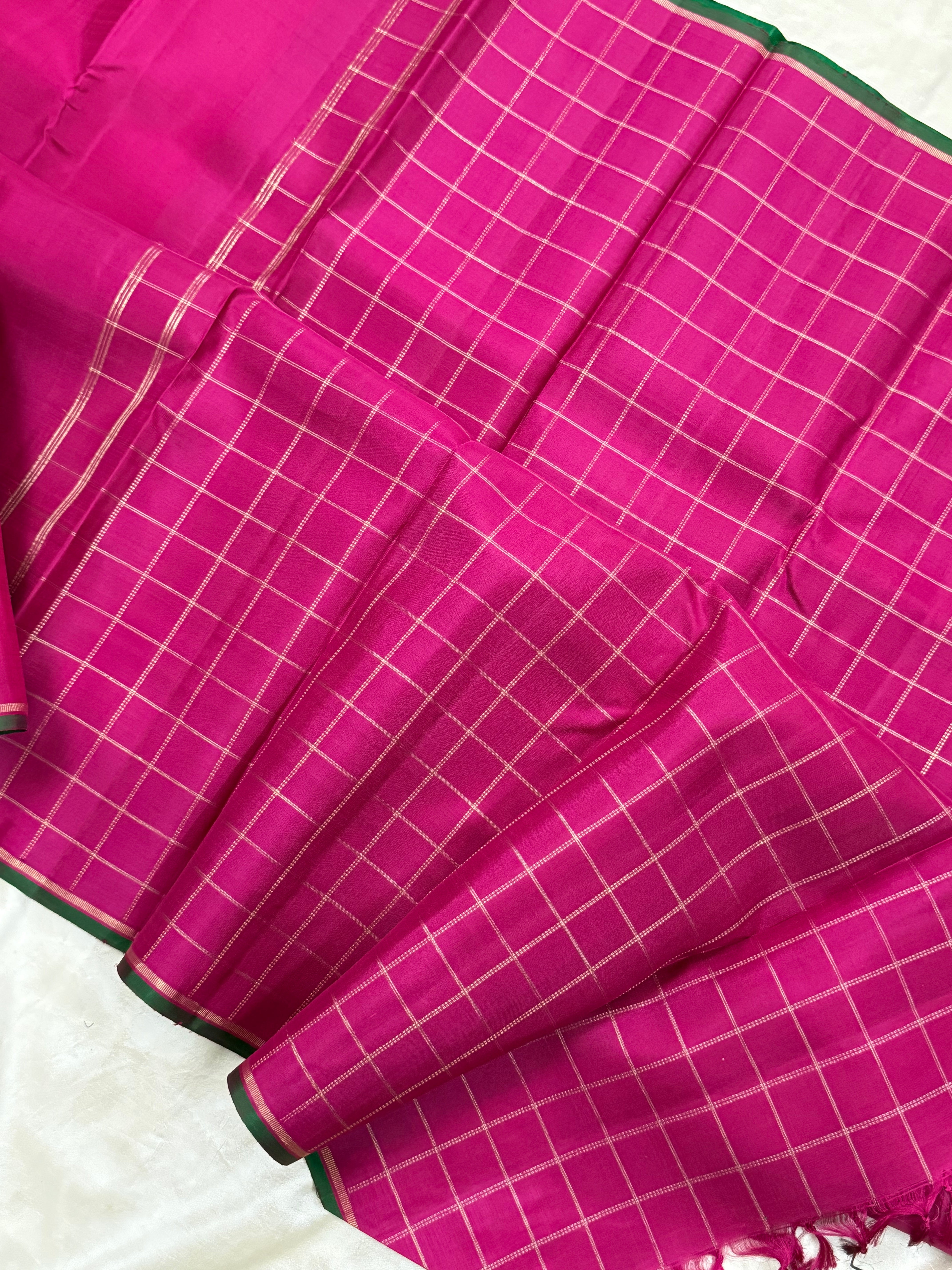 Pink and kattam pallu borderless/ Kanjipuram silk