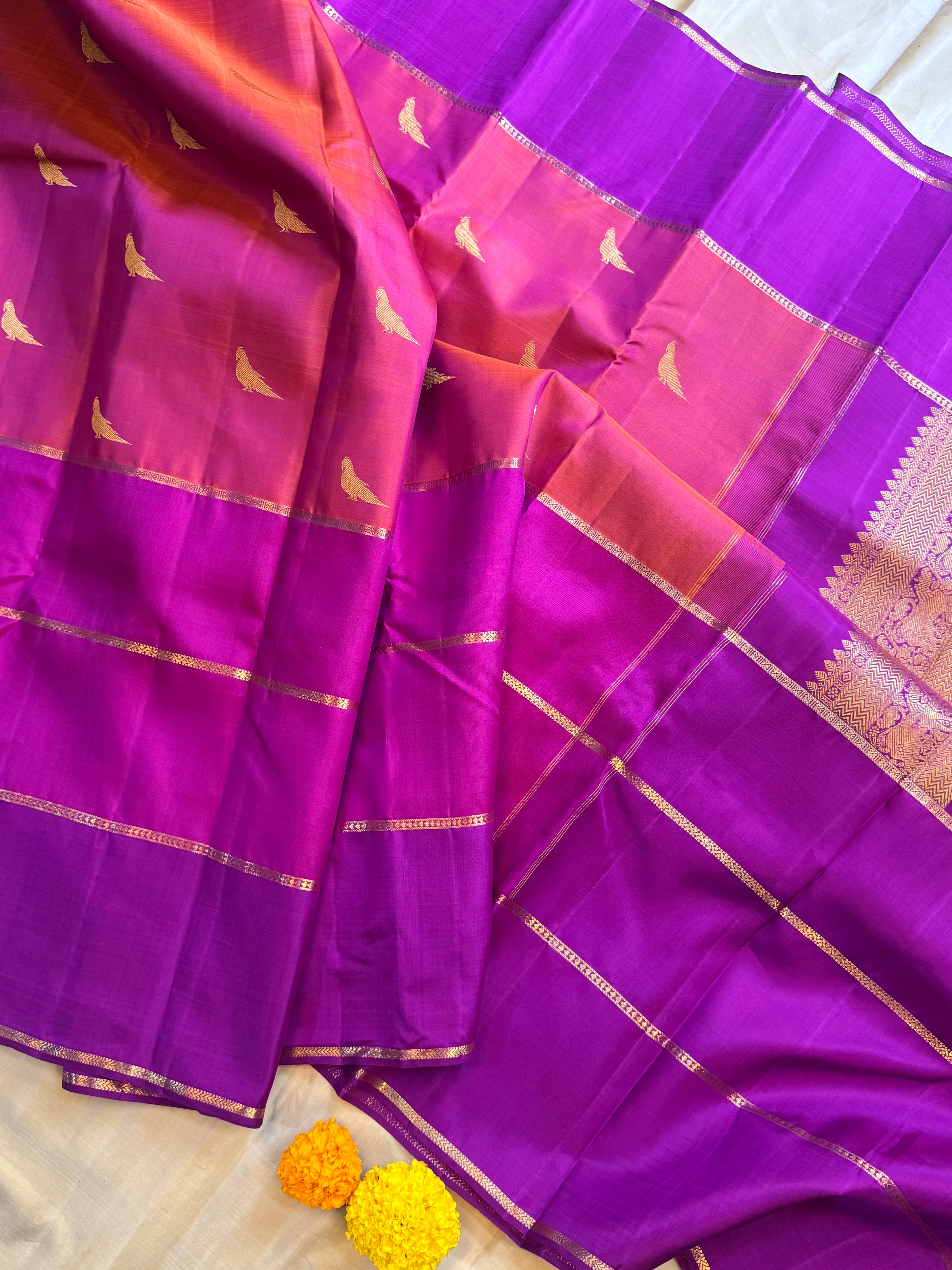 Shot orange varisapet kili Butta / Arani silk