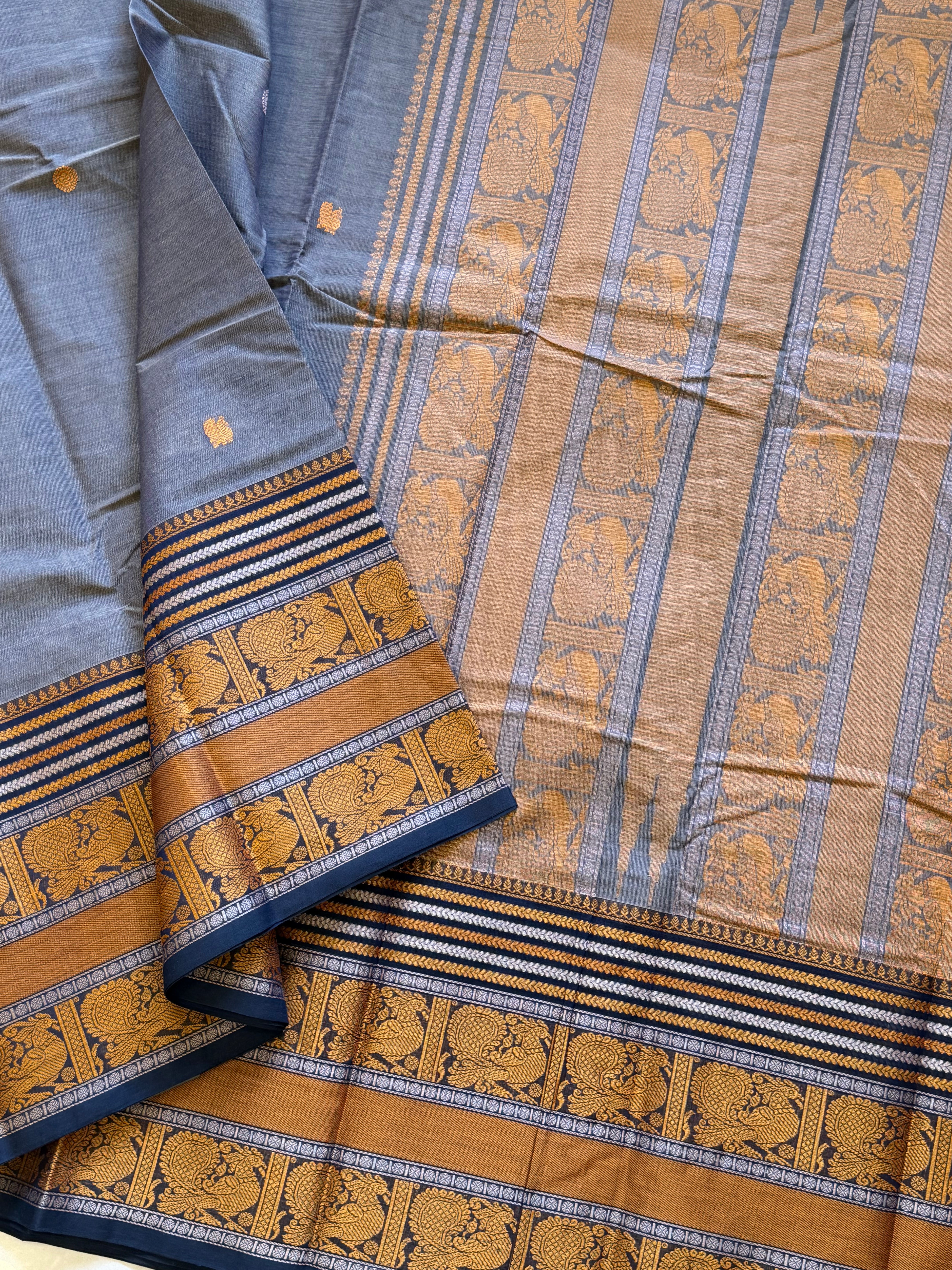 Grey Long border / Kanchi cotton