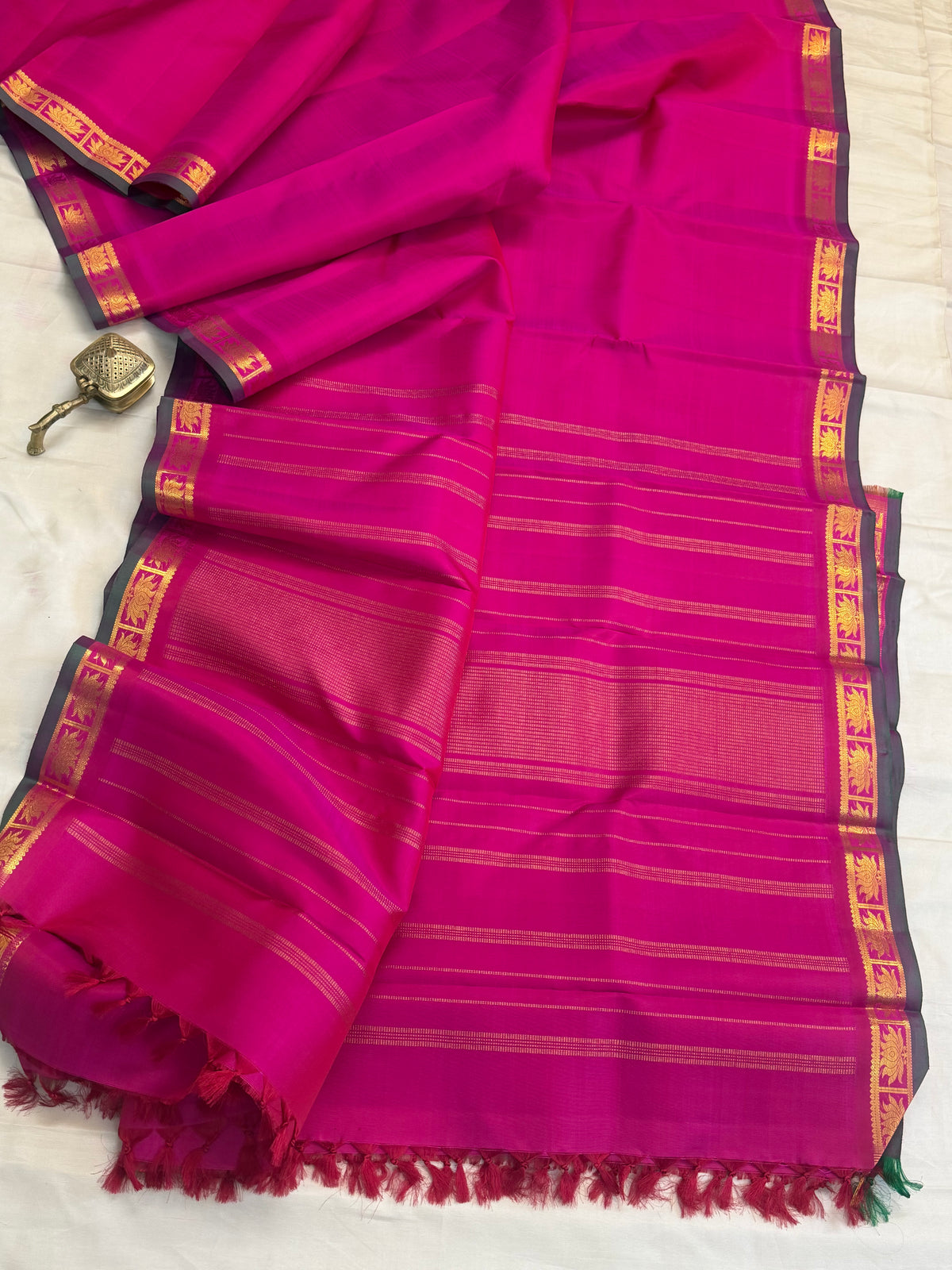 Rani pink small border / Silk Kanjipuram CLSA11566