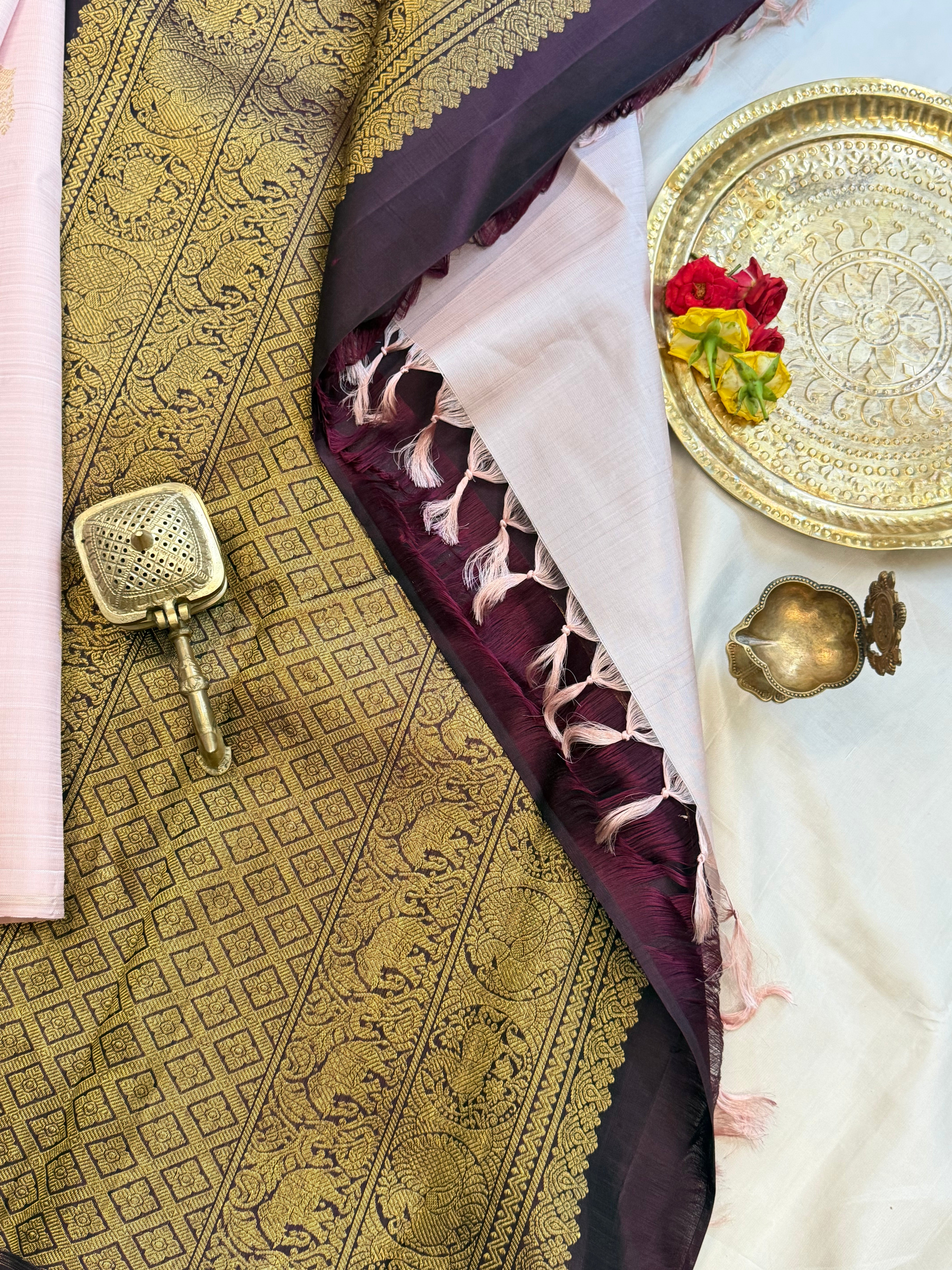 Malligai : pastel light pink meenakari Zari Kanjipuram silk