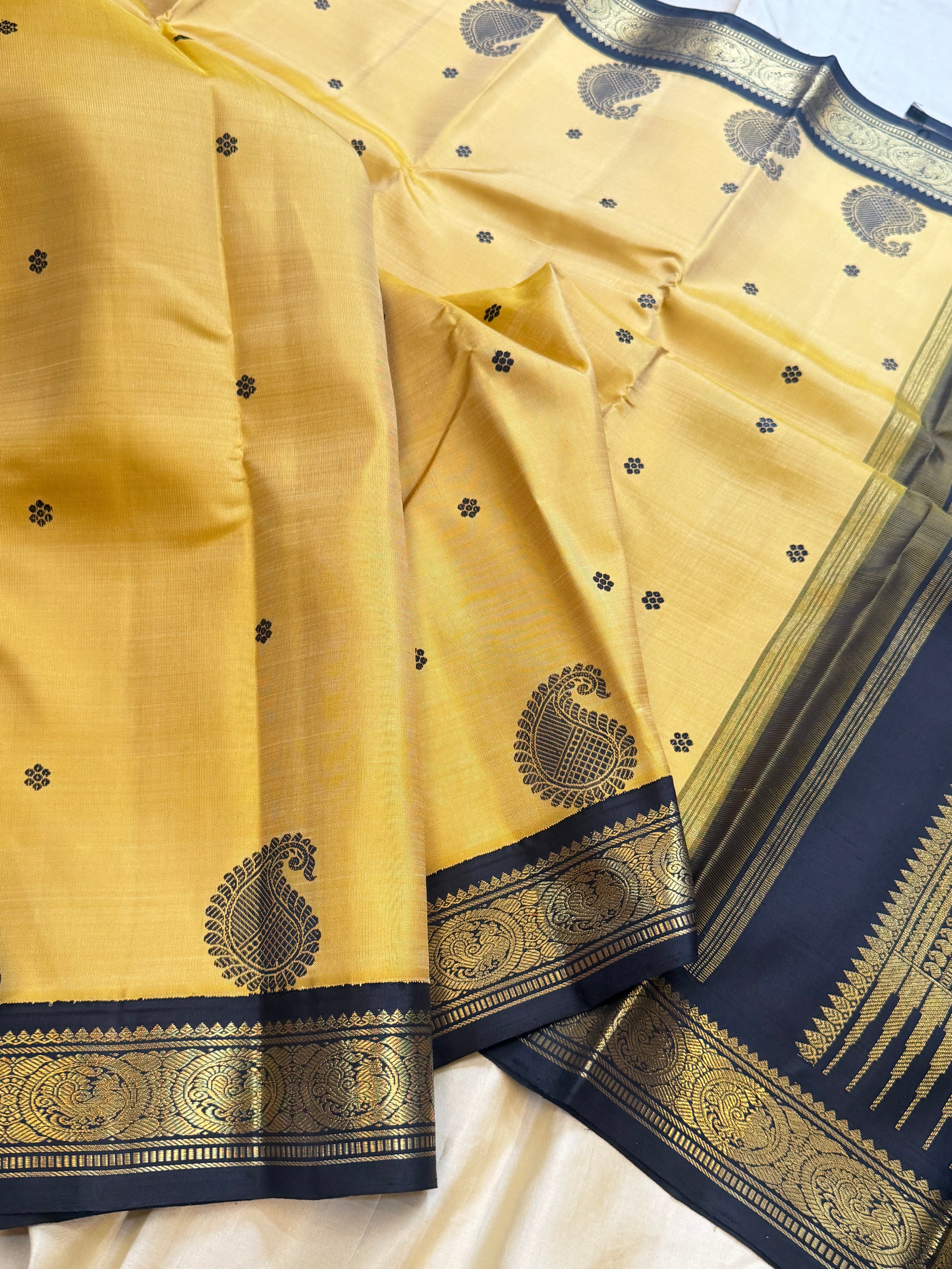 Maha : sandal yellow collection of Korvai Kanjipuram