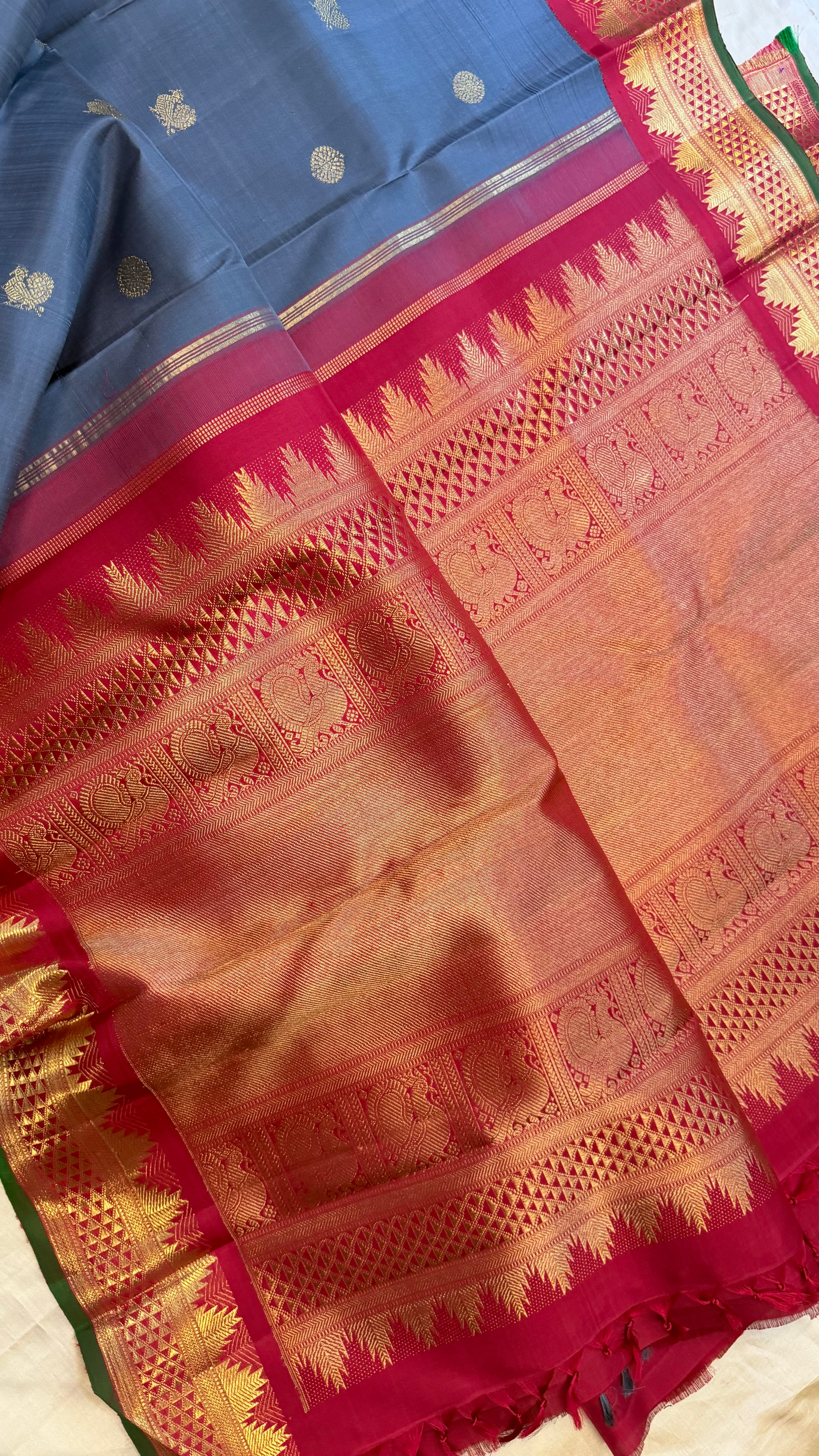 Grey korvai kanjipuram/ Kanjipuram silk