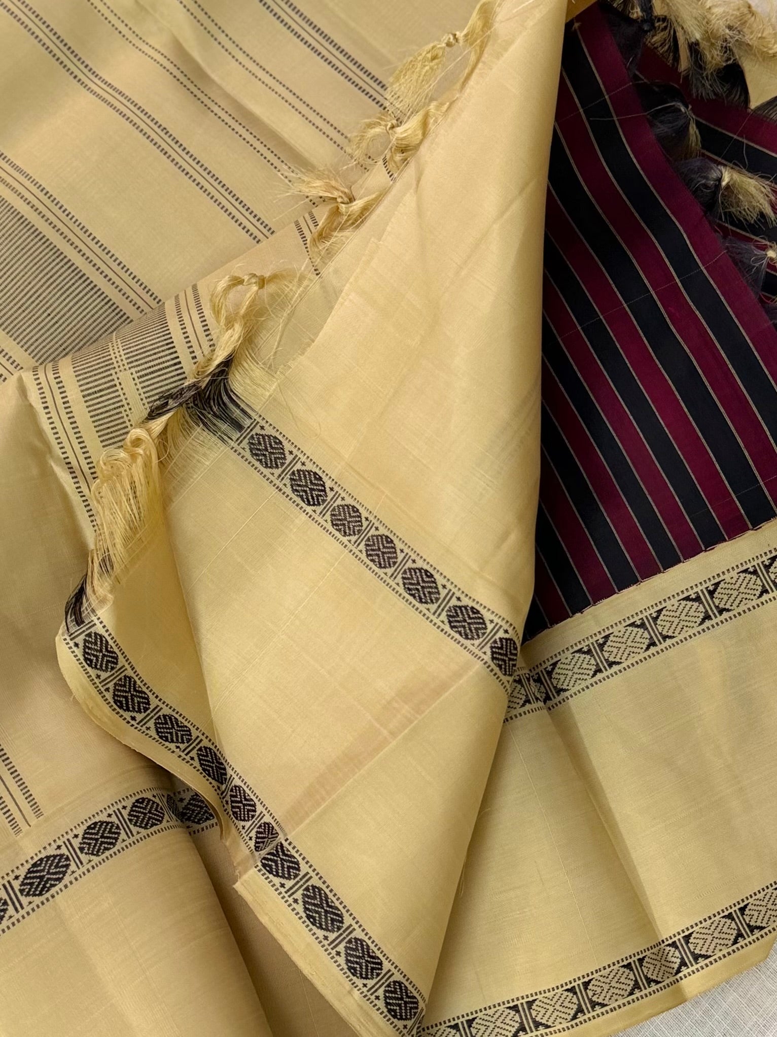 Vertical striped korvai / Arani silk