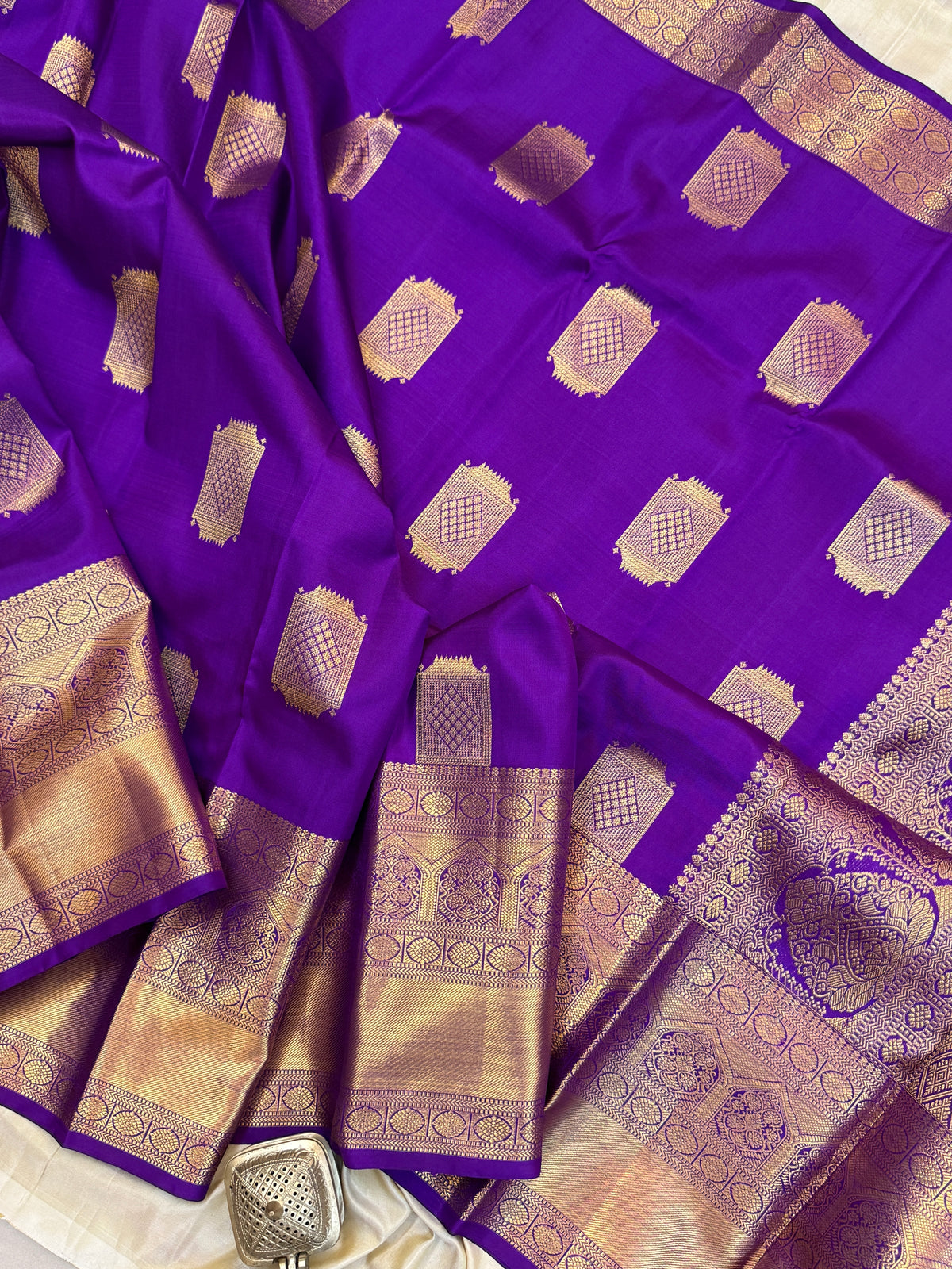 Brinjal with zari butta/Aarani silk saree clsa