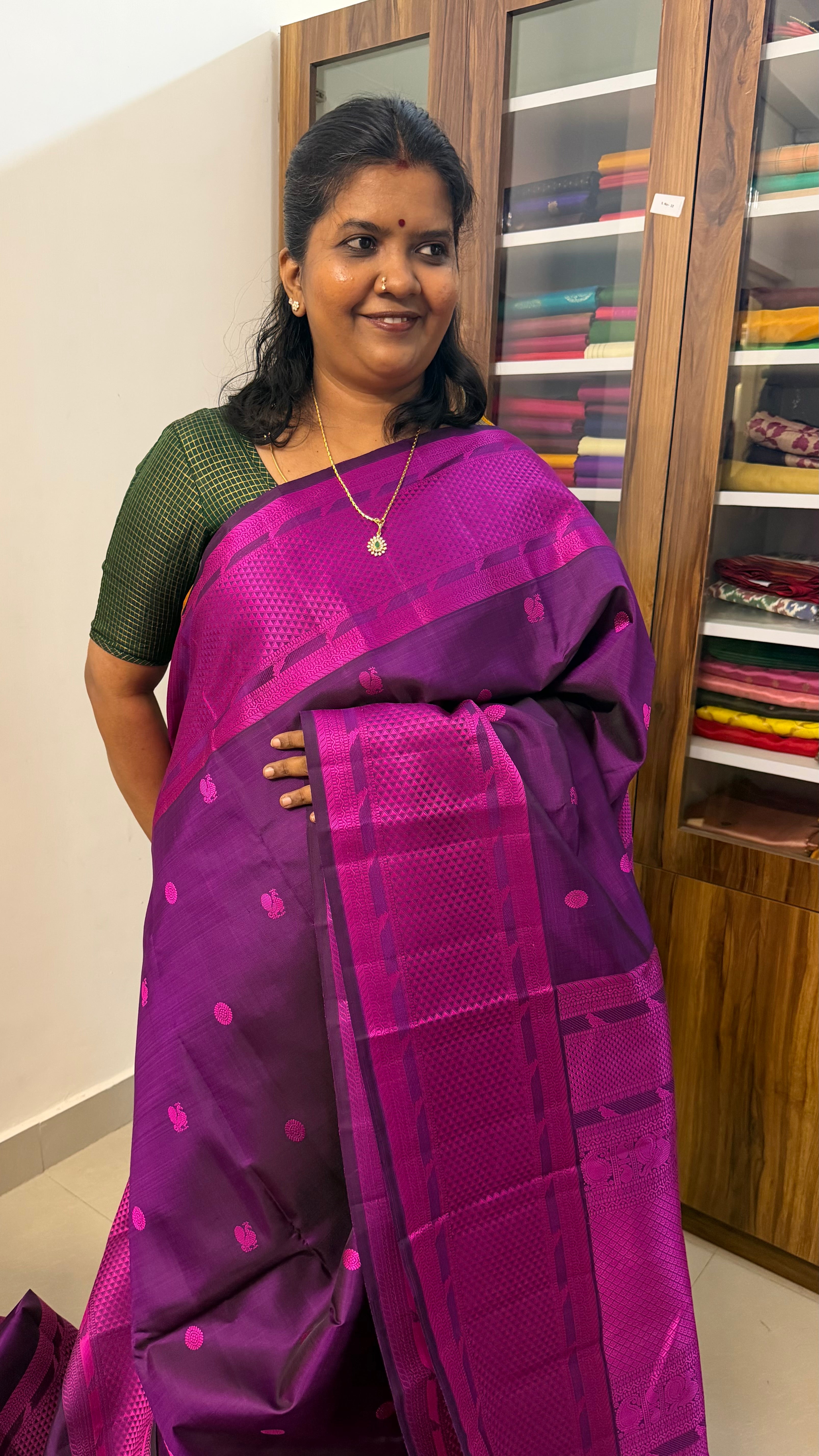 Majenta pink Kili thread work Kanjipuram silk